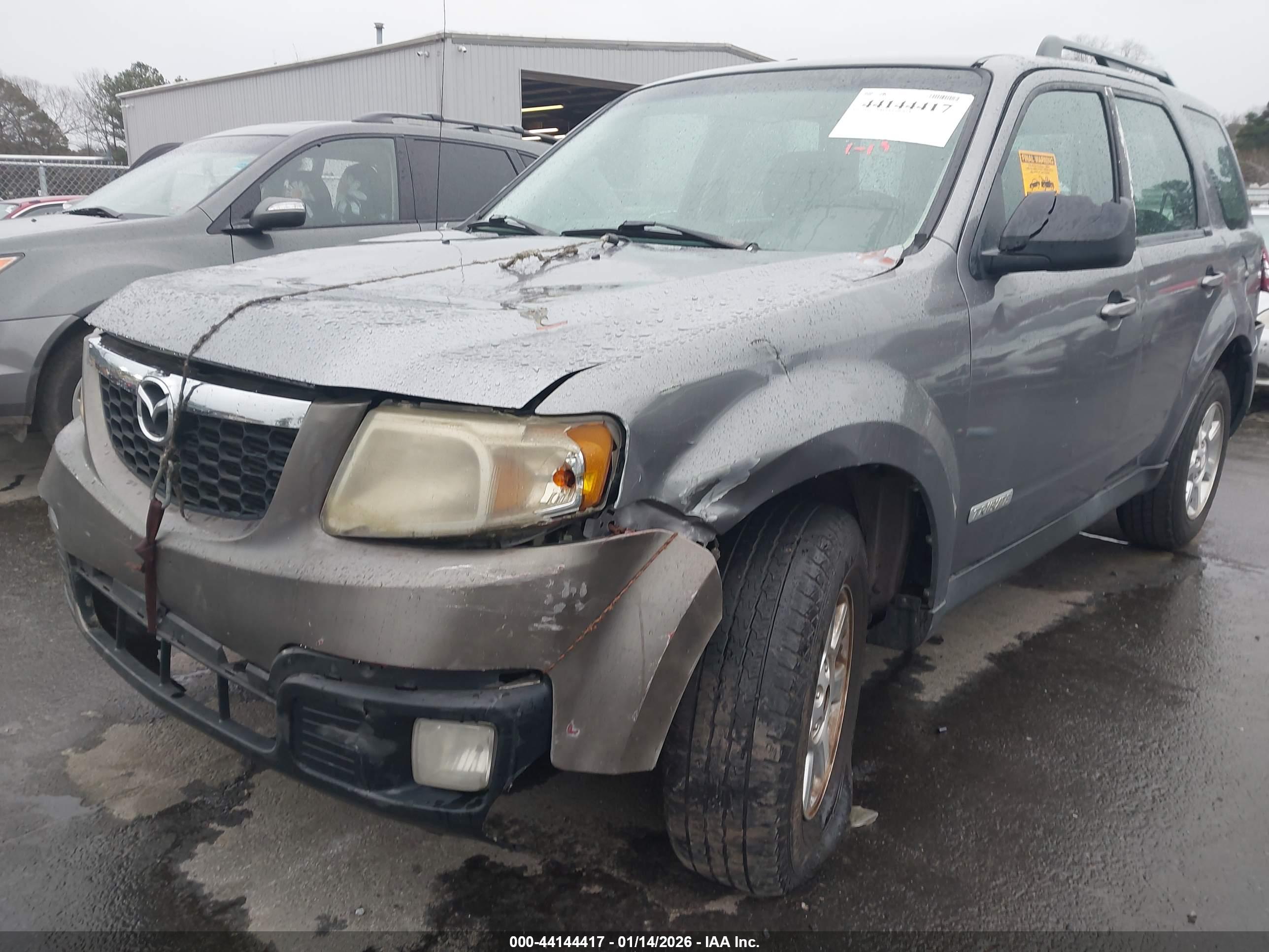 MAZDA TRIBUTE image 6