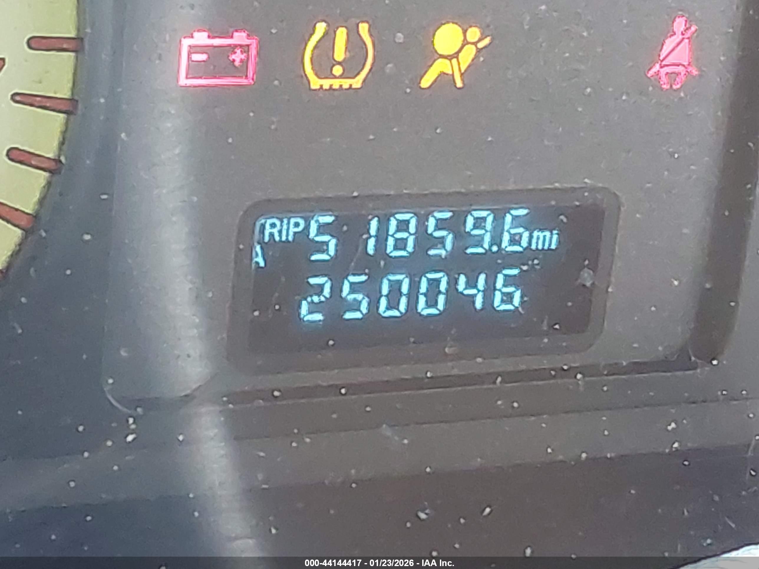 MAZDA TRIBUTE image 7
