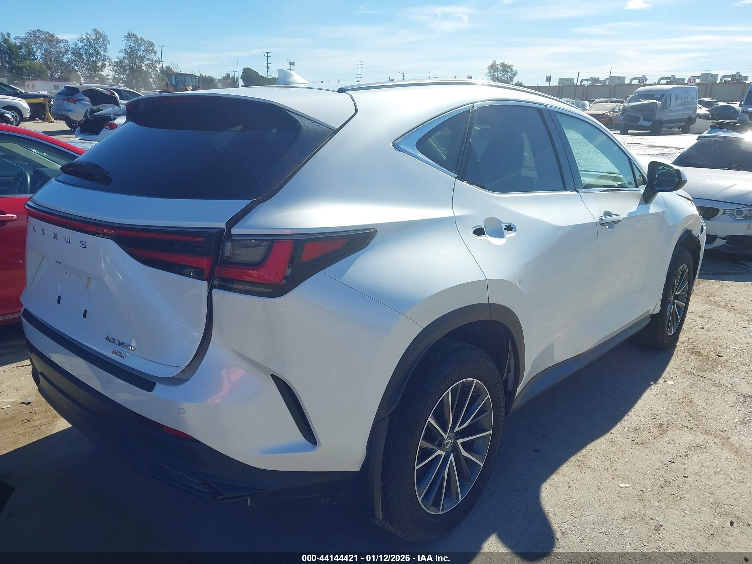 LEXUS NX image 4