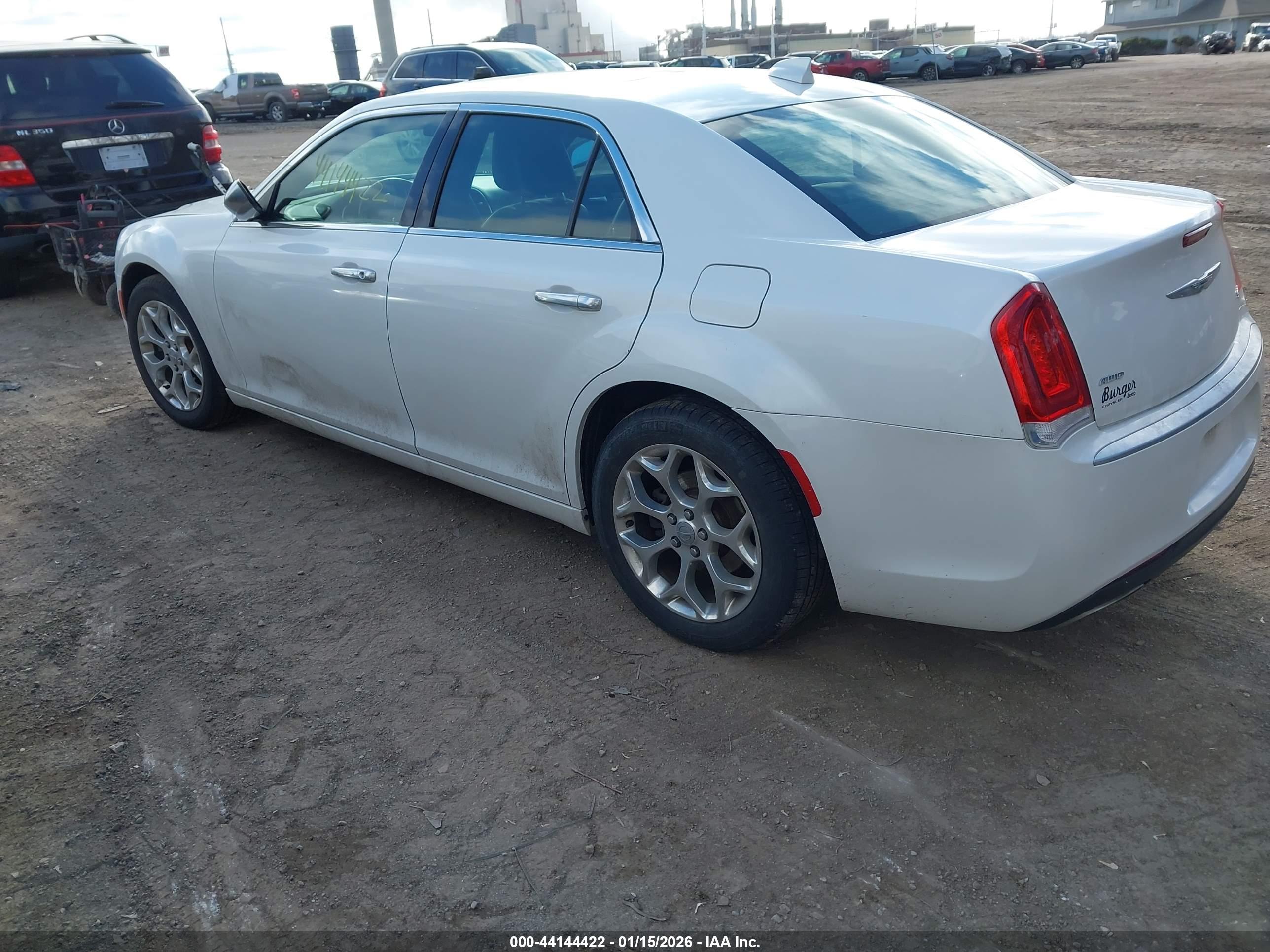 CHRYSLER 300C image 3