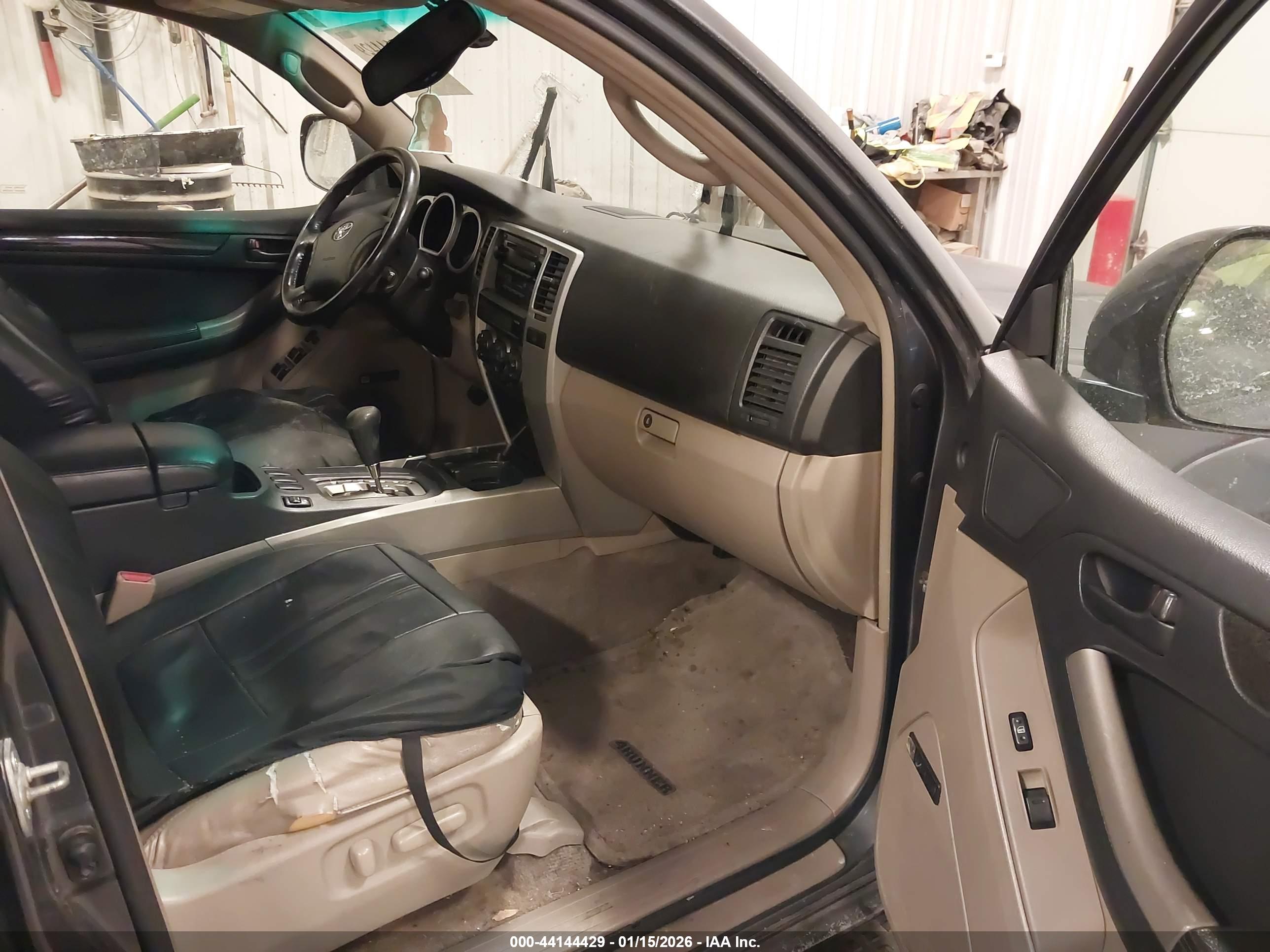 TOYOTA 4RUNNER image 5