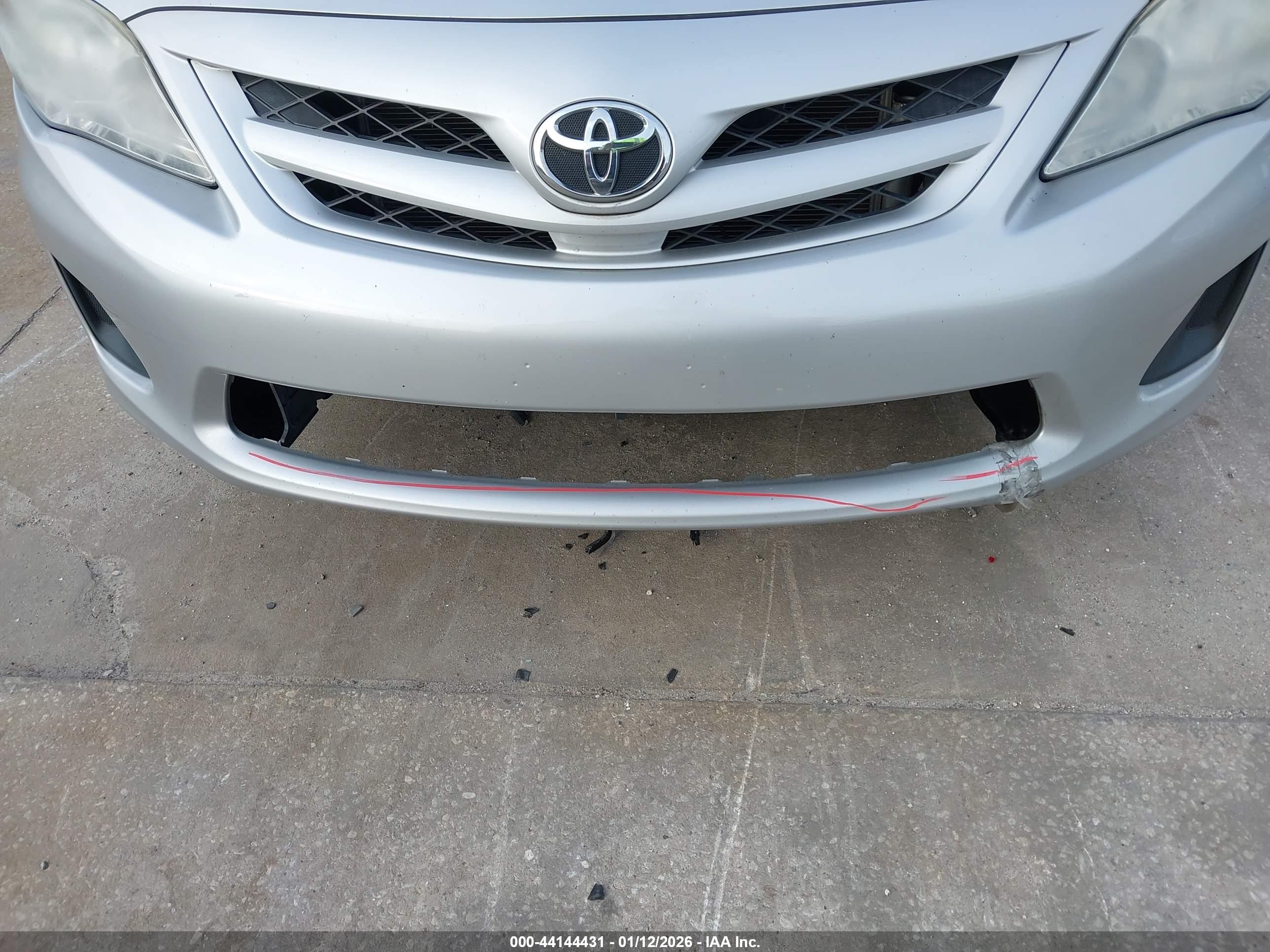 TOYOTA COROLLA image 6