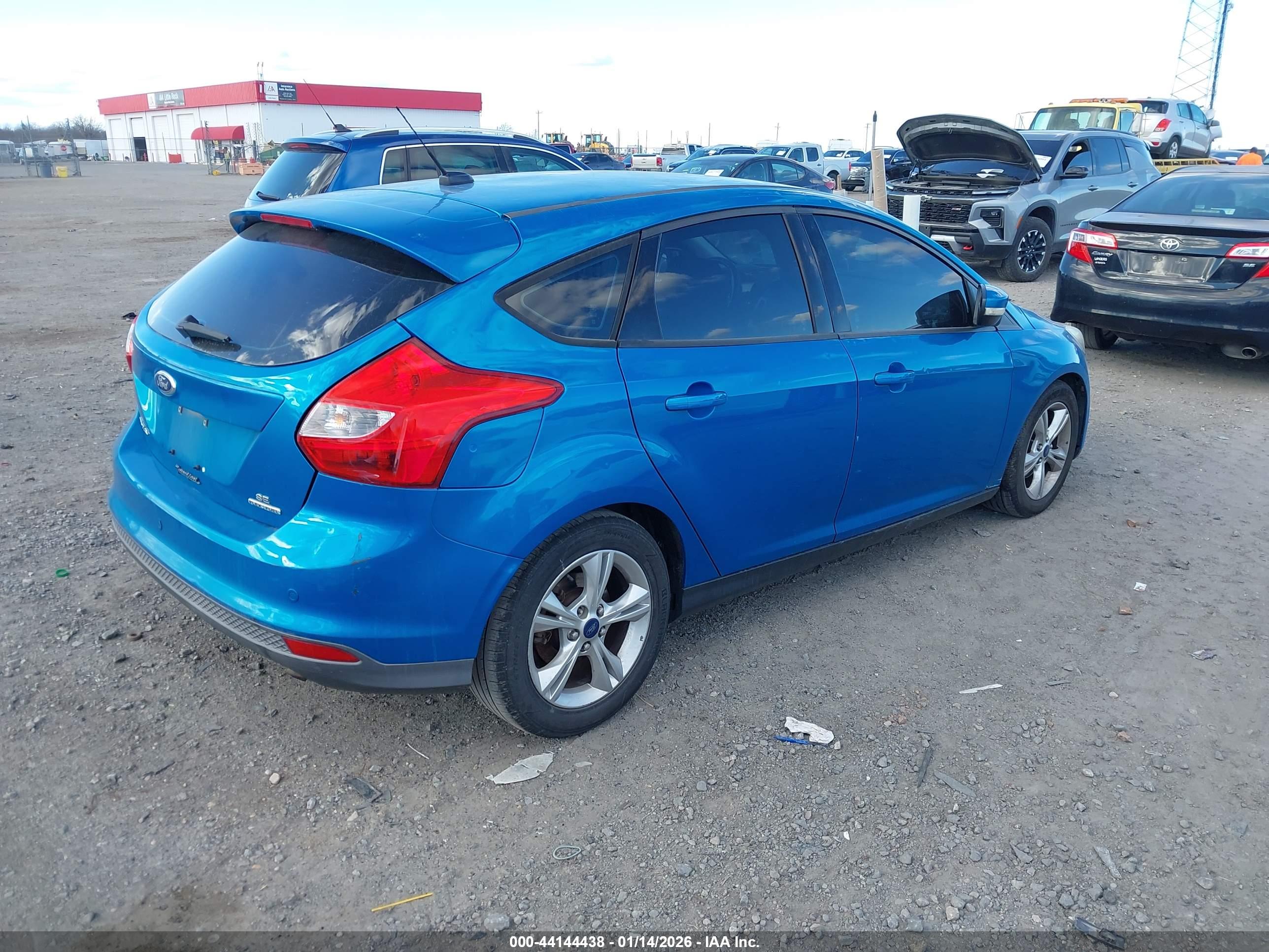 FORD FOCUS image 4
