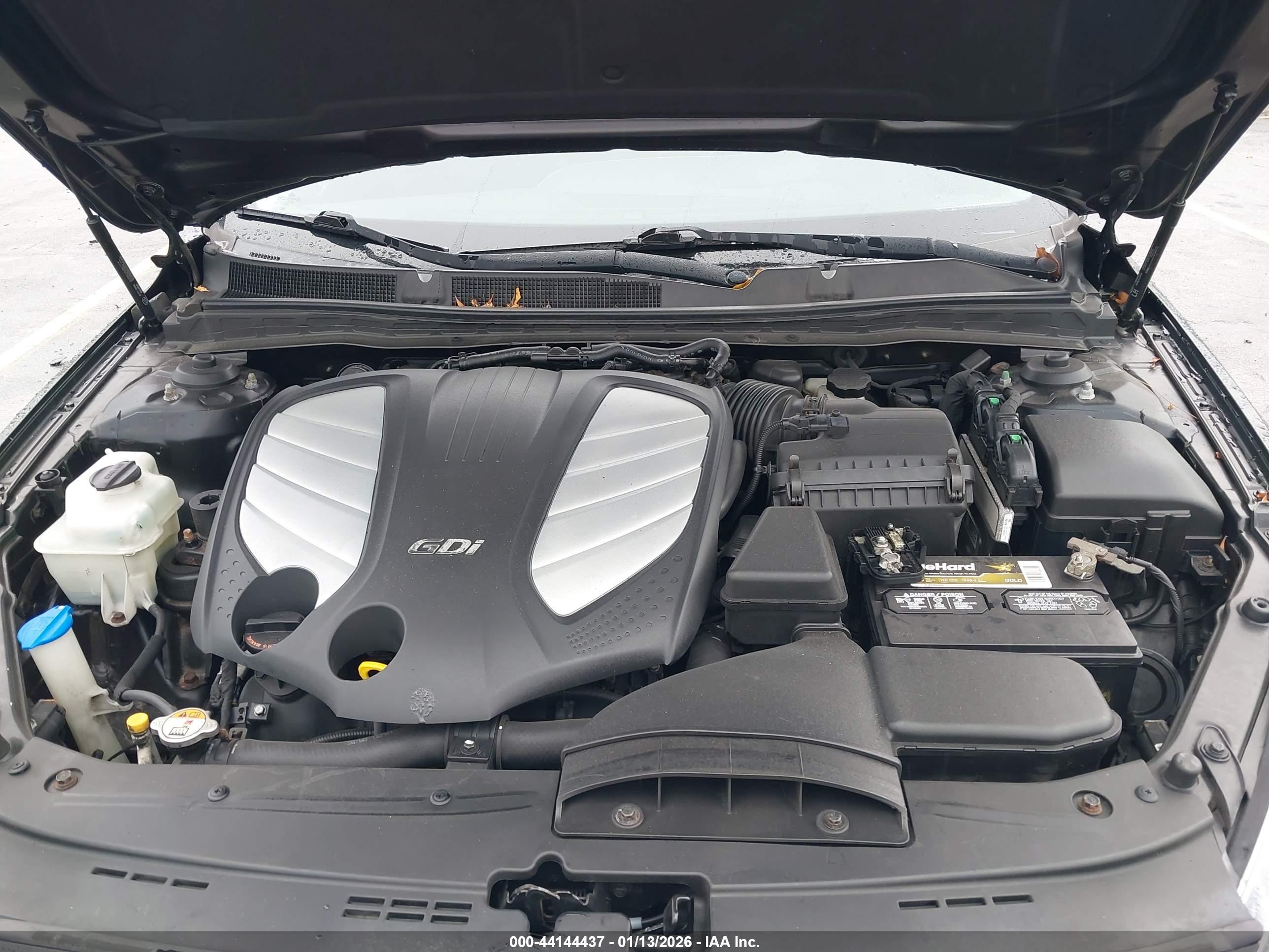 KIA CADENZA image 10