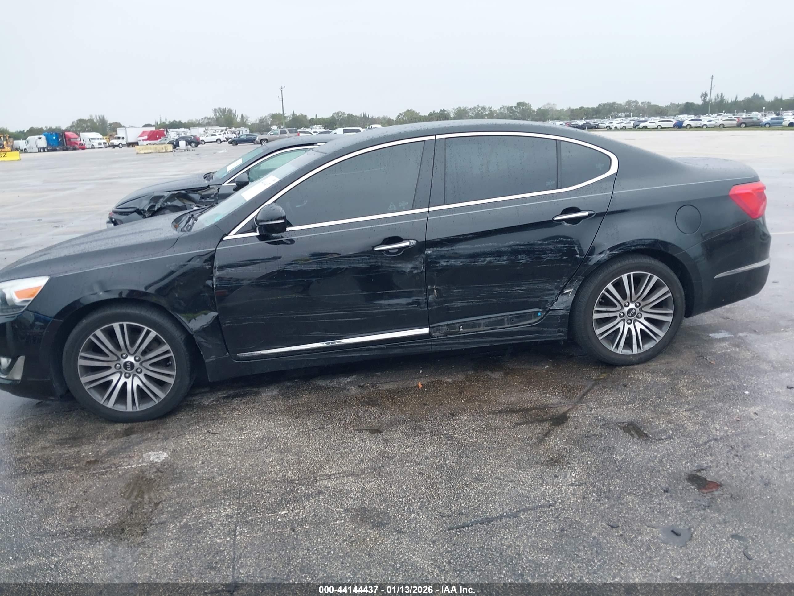 KIA CADENZA image 6