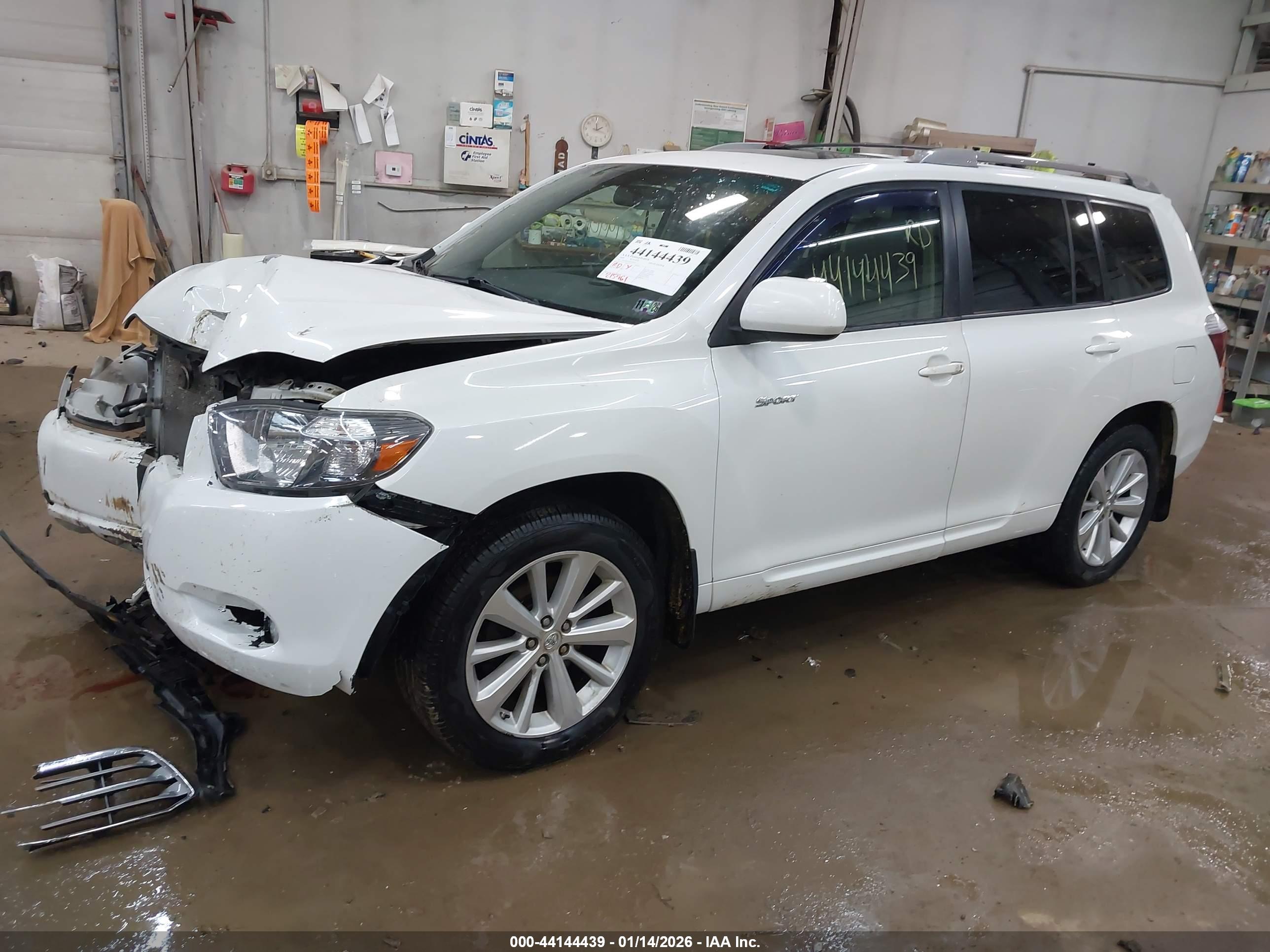 TOYOTA HIGHLANDER image 2