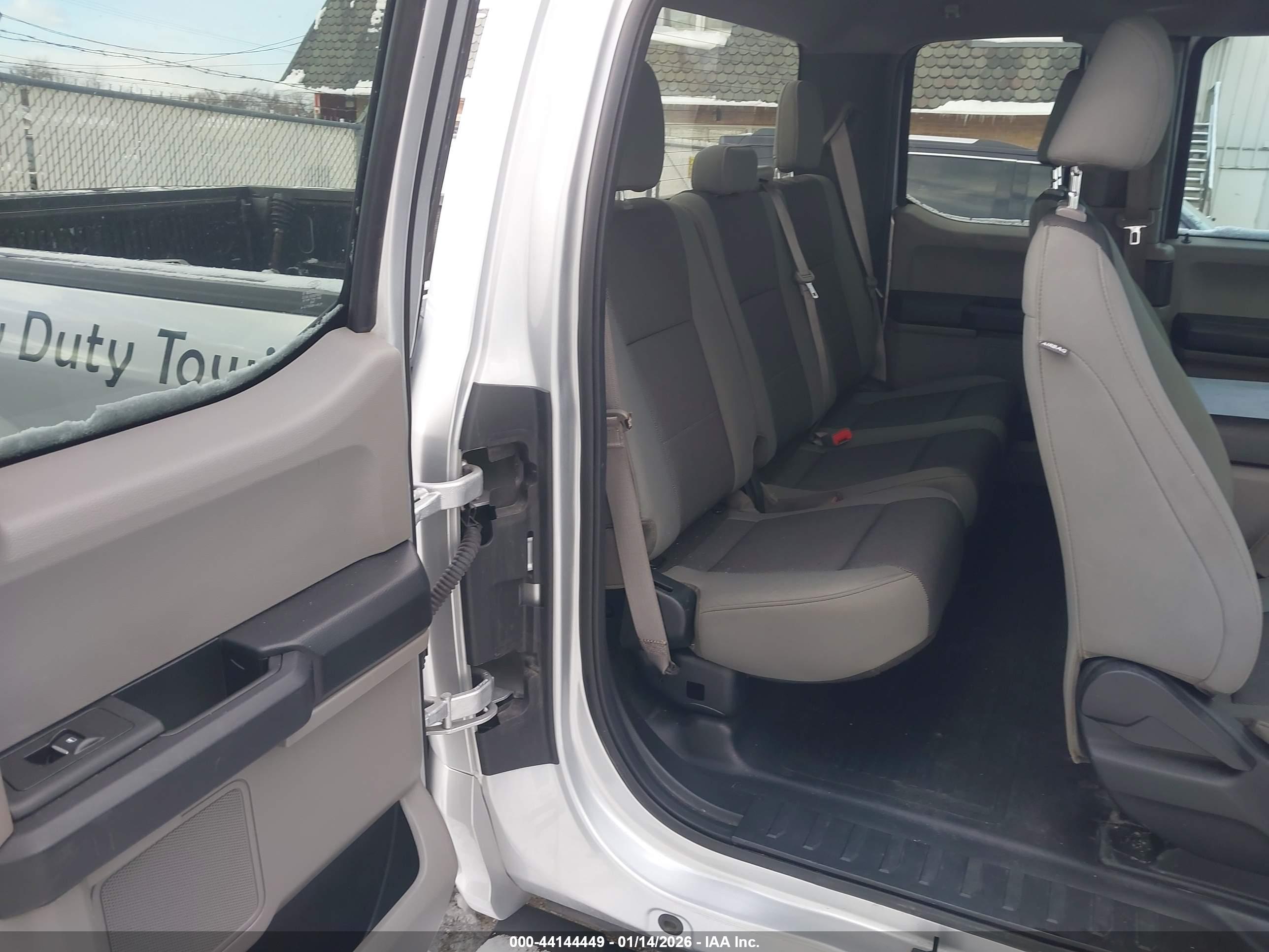 FORD F-150 image 8