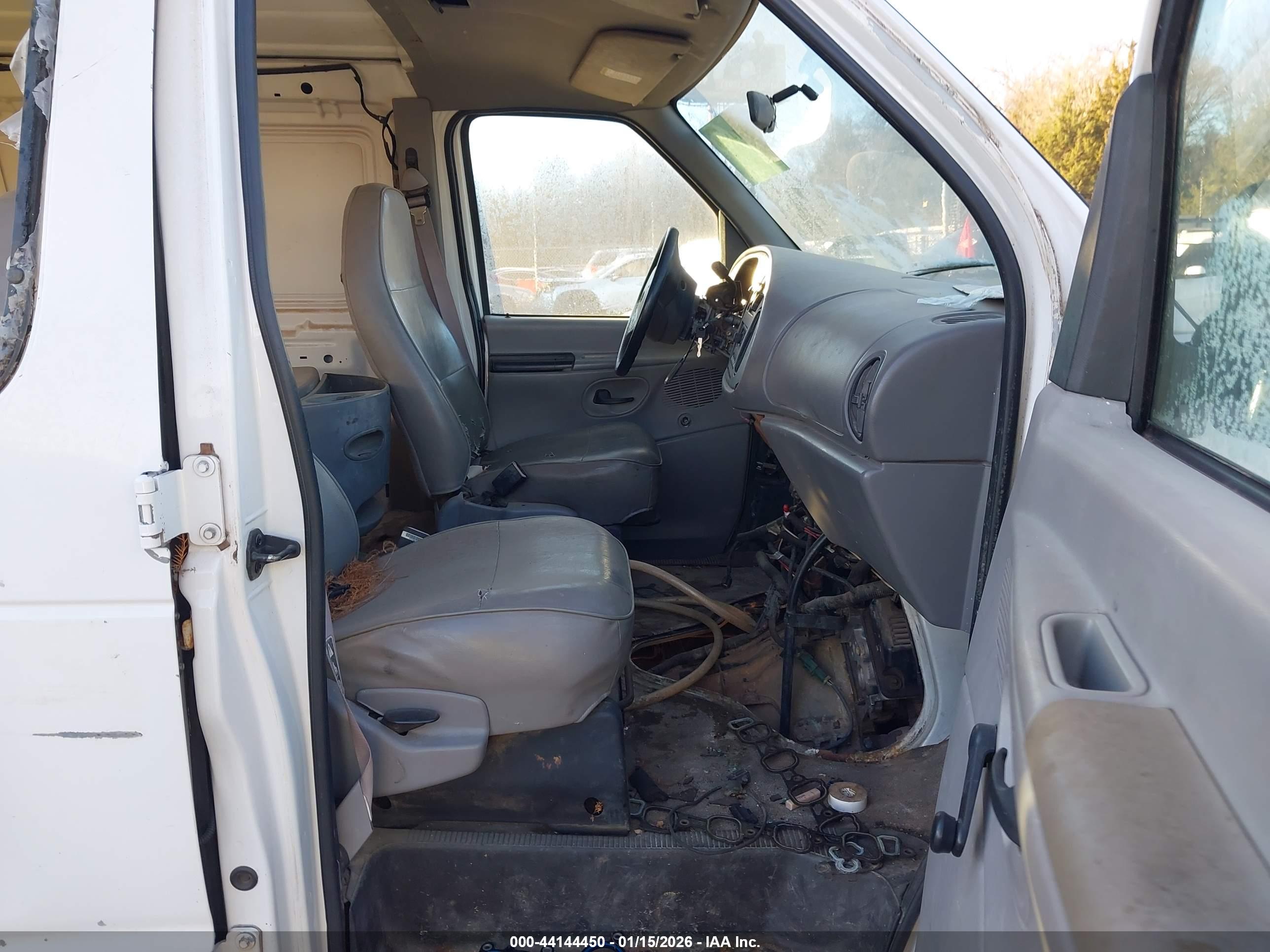 FORD E-350 image 5