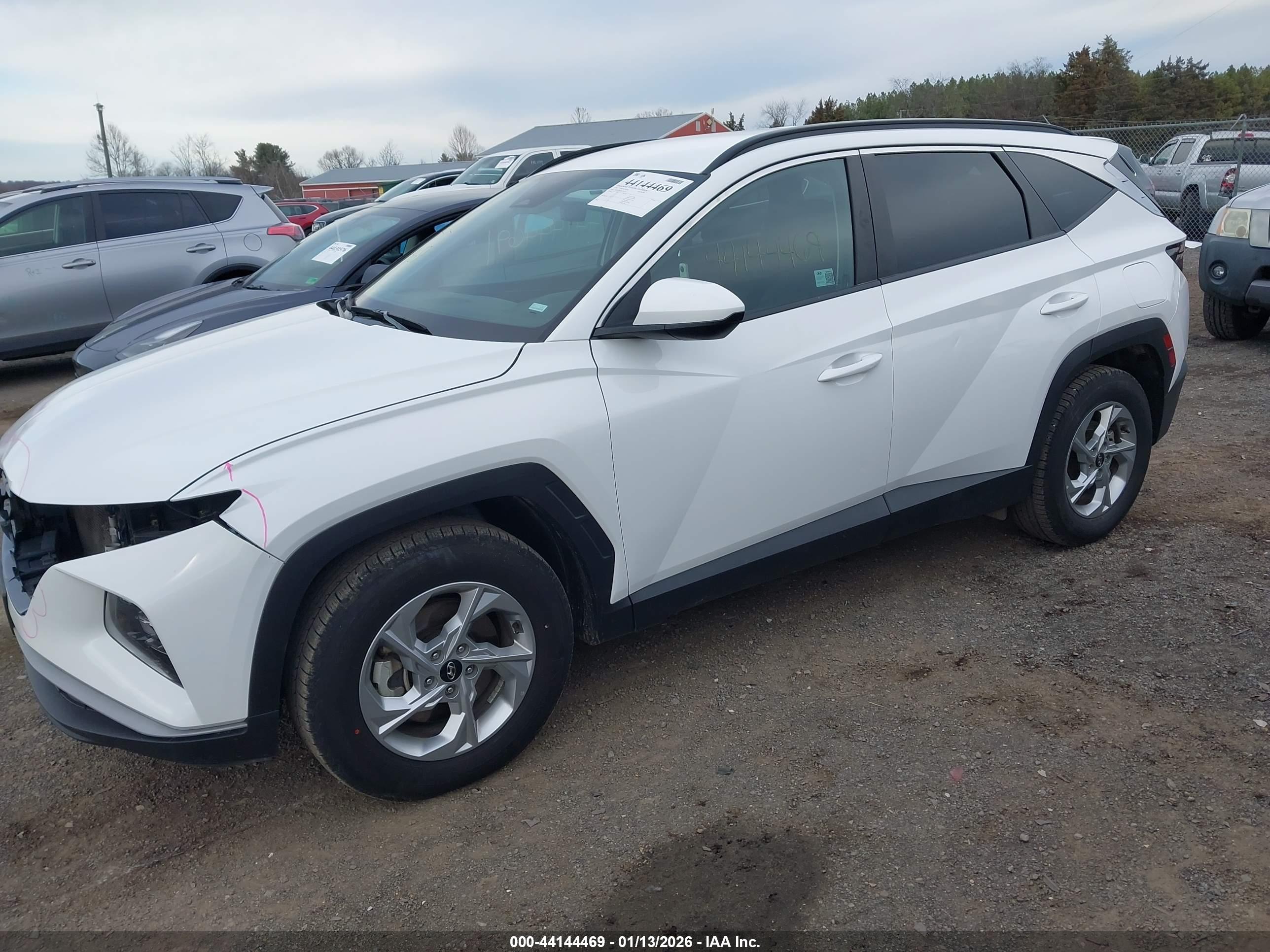 HYUNDAI TUCSON image 2