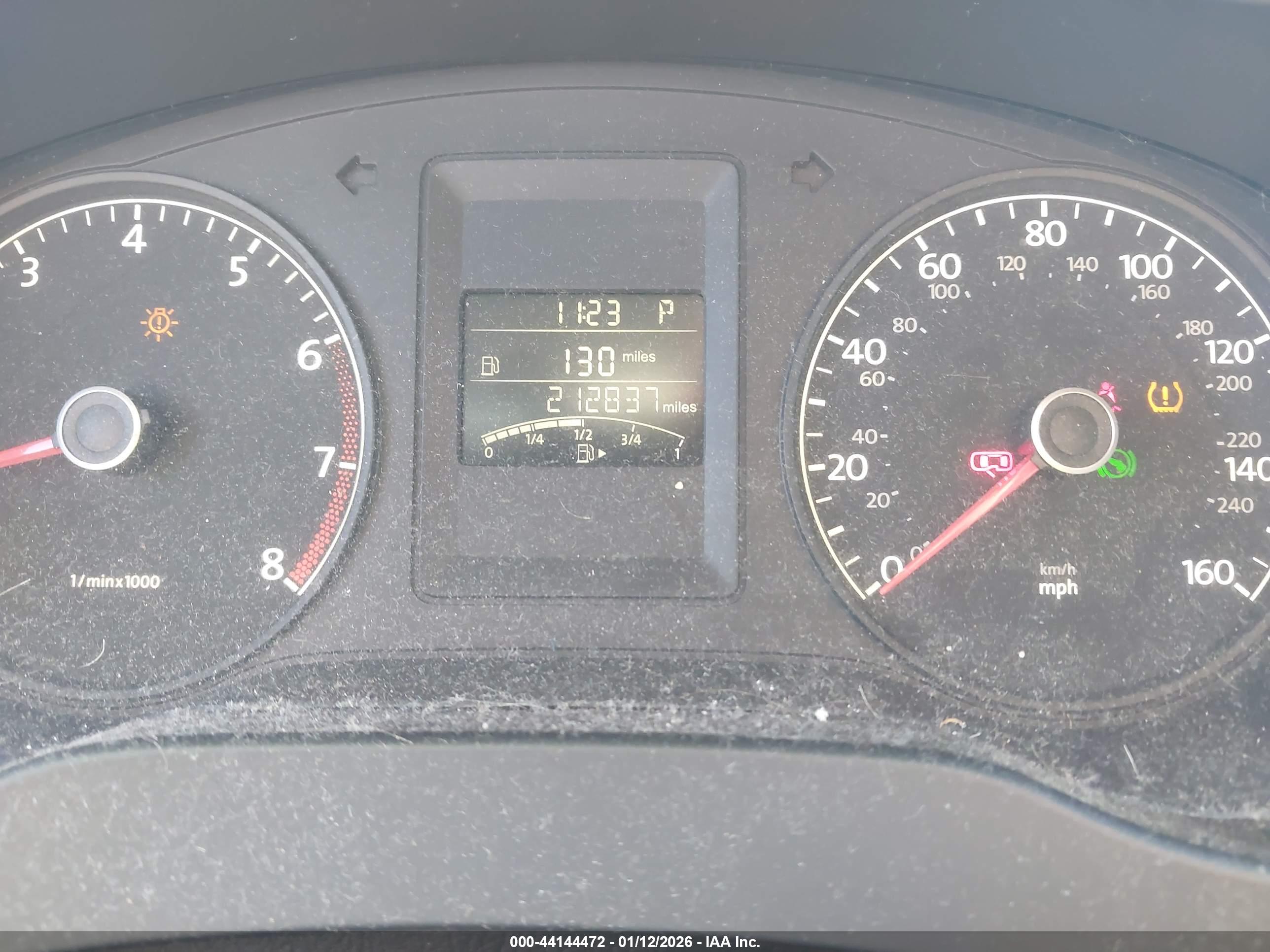 VOLKSWAGEN JETTA image 7