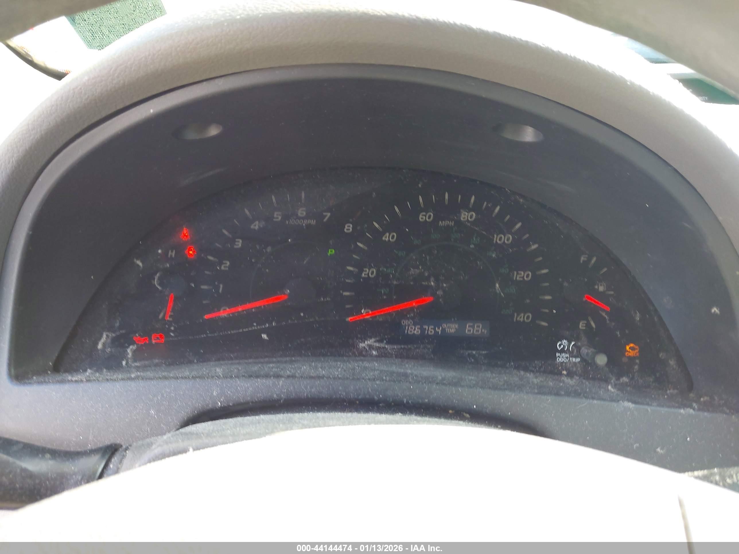 TOYOTA CAMRY image 7