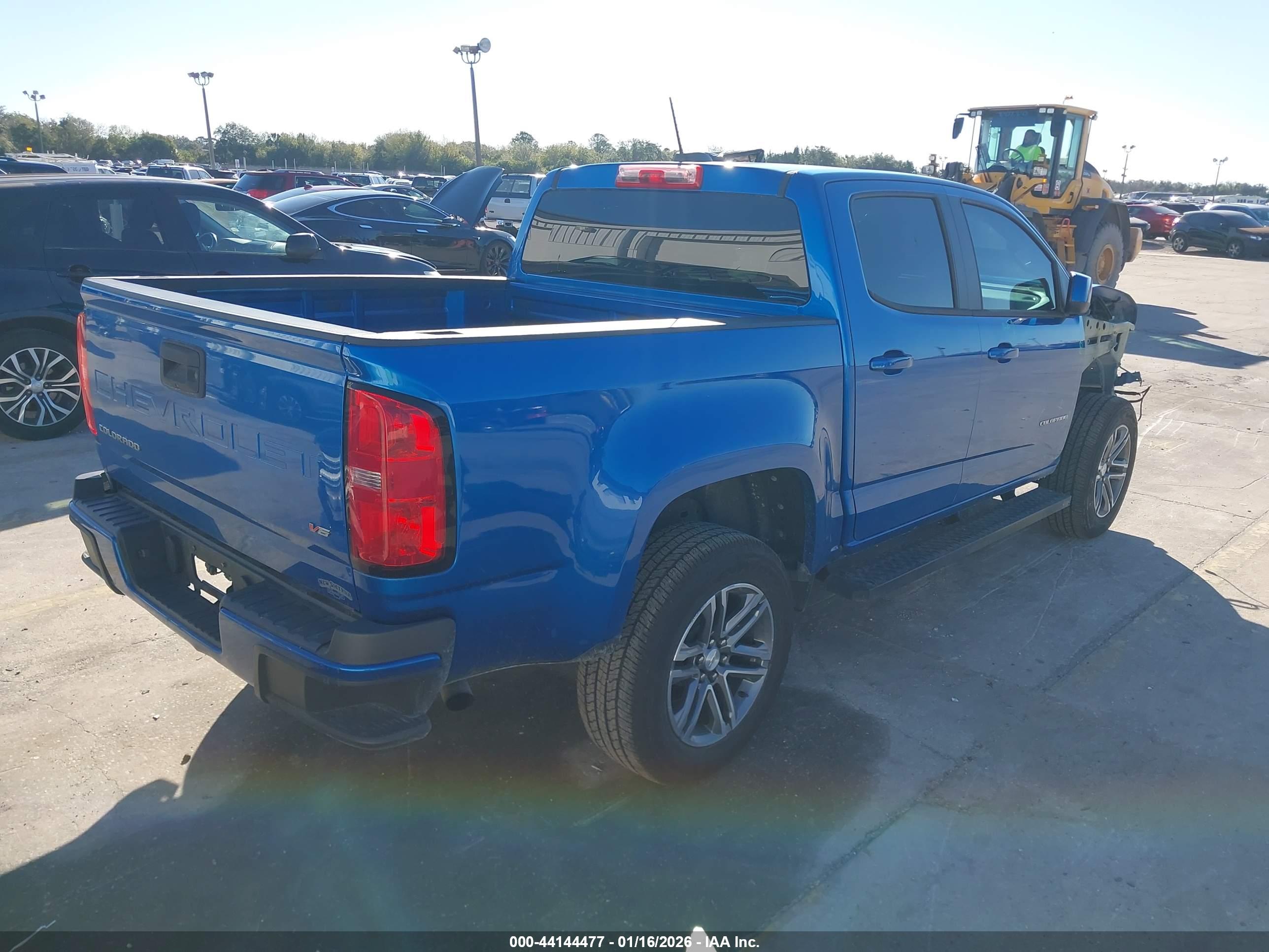 CHEVROLET COLORADO image 4