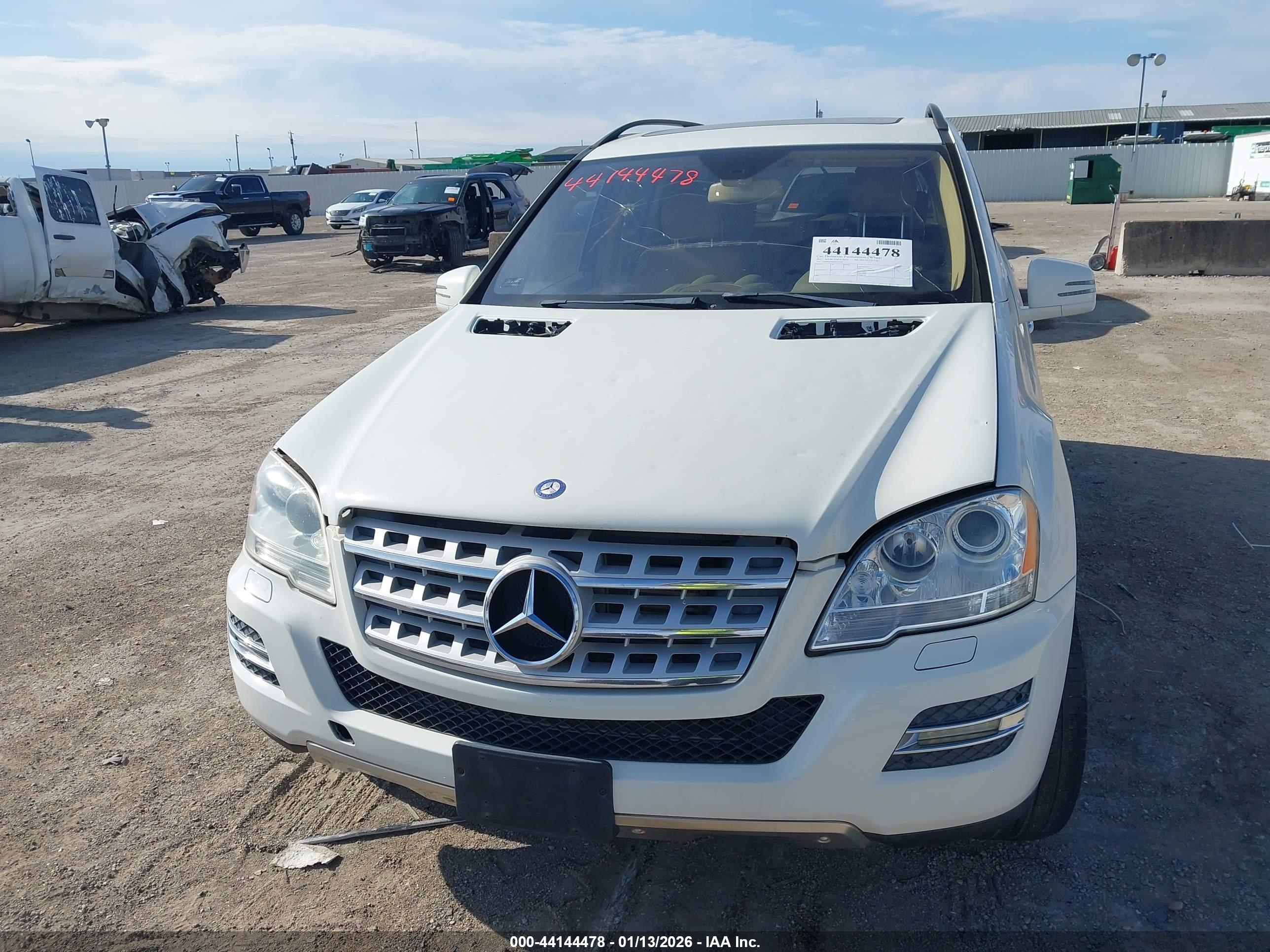 MERCEDES-BENZ ML image 6