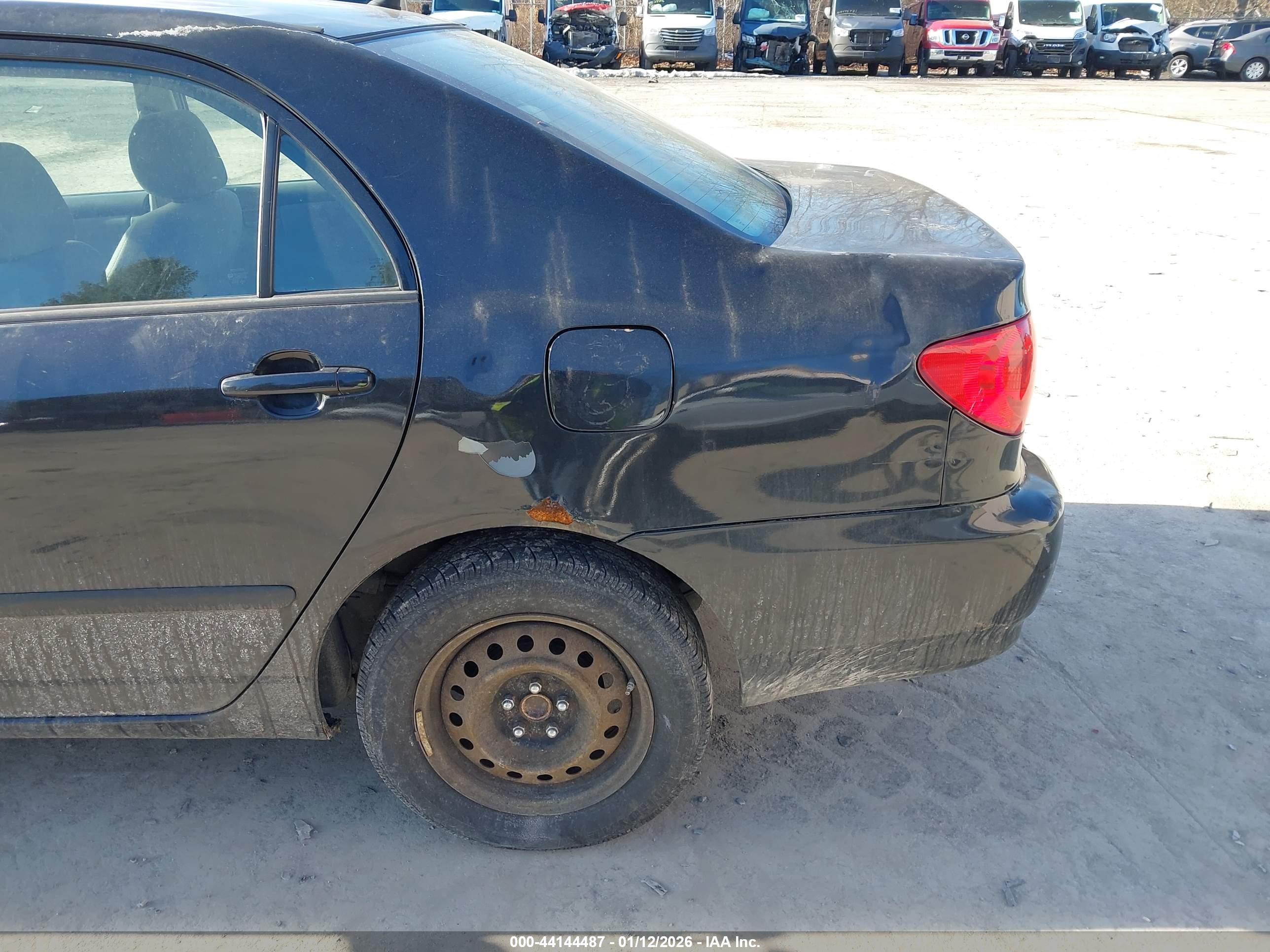 TOYOTA COROLLA image 6