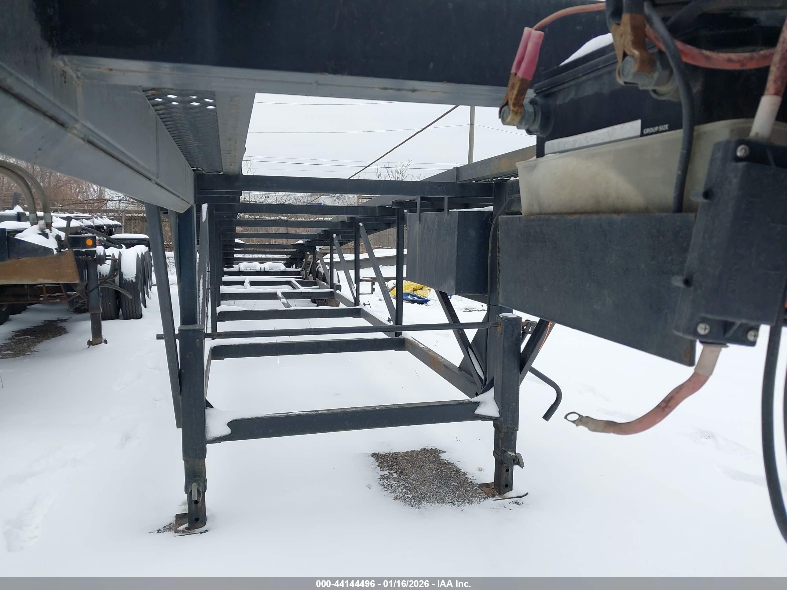 KAUFMAN TRAILERS image 10