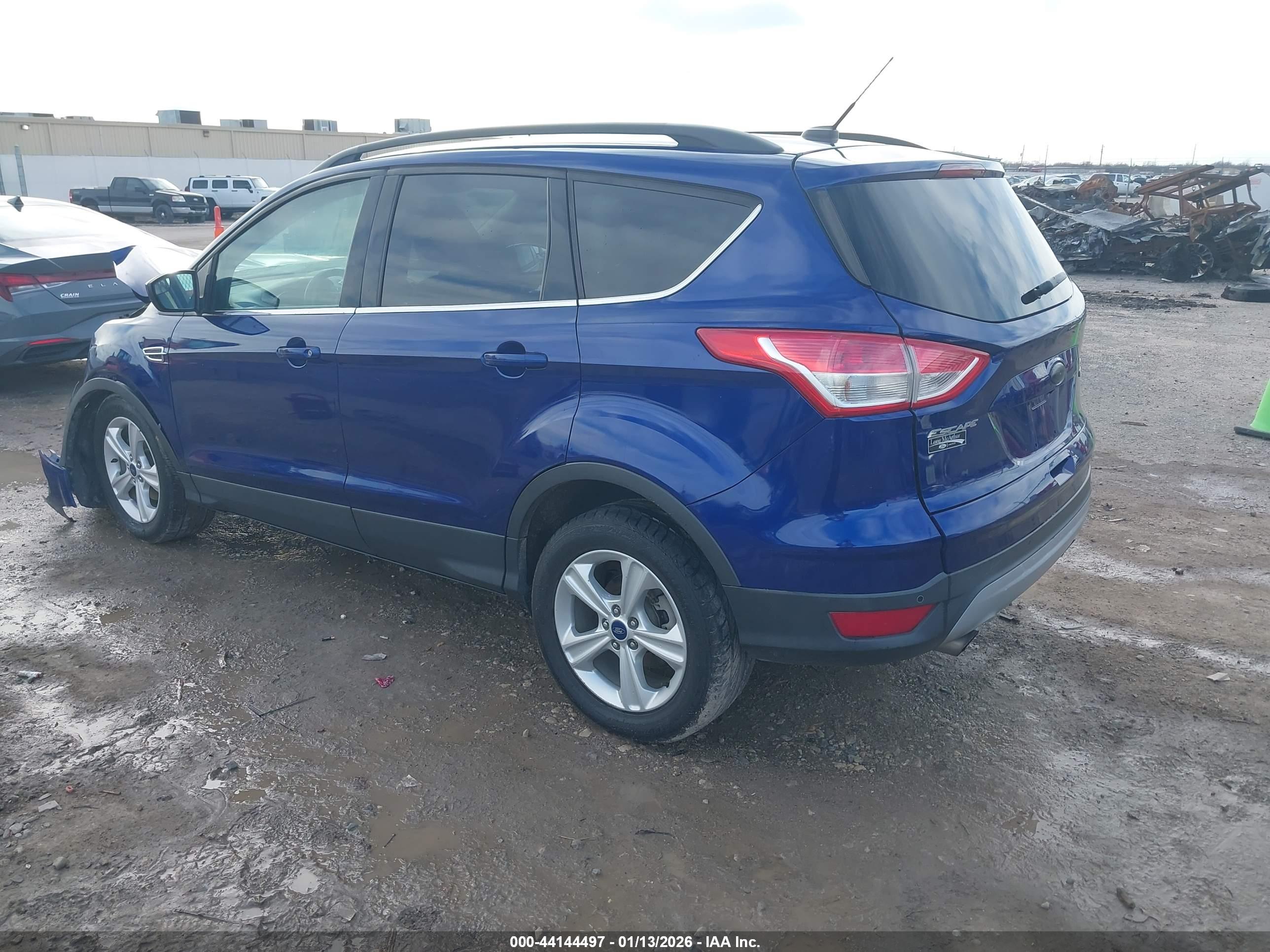 FORD ESCAPE image 3