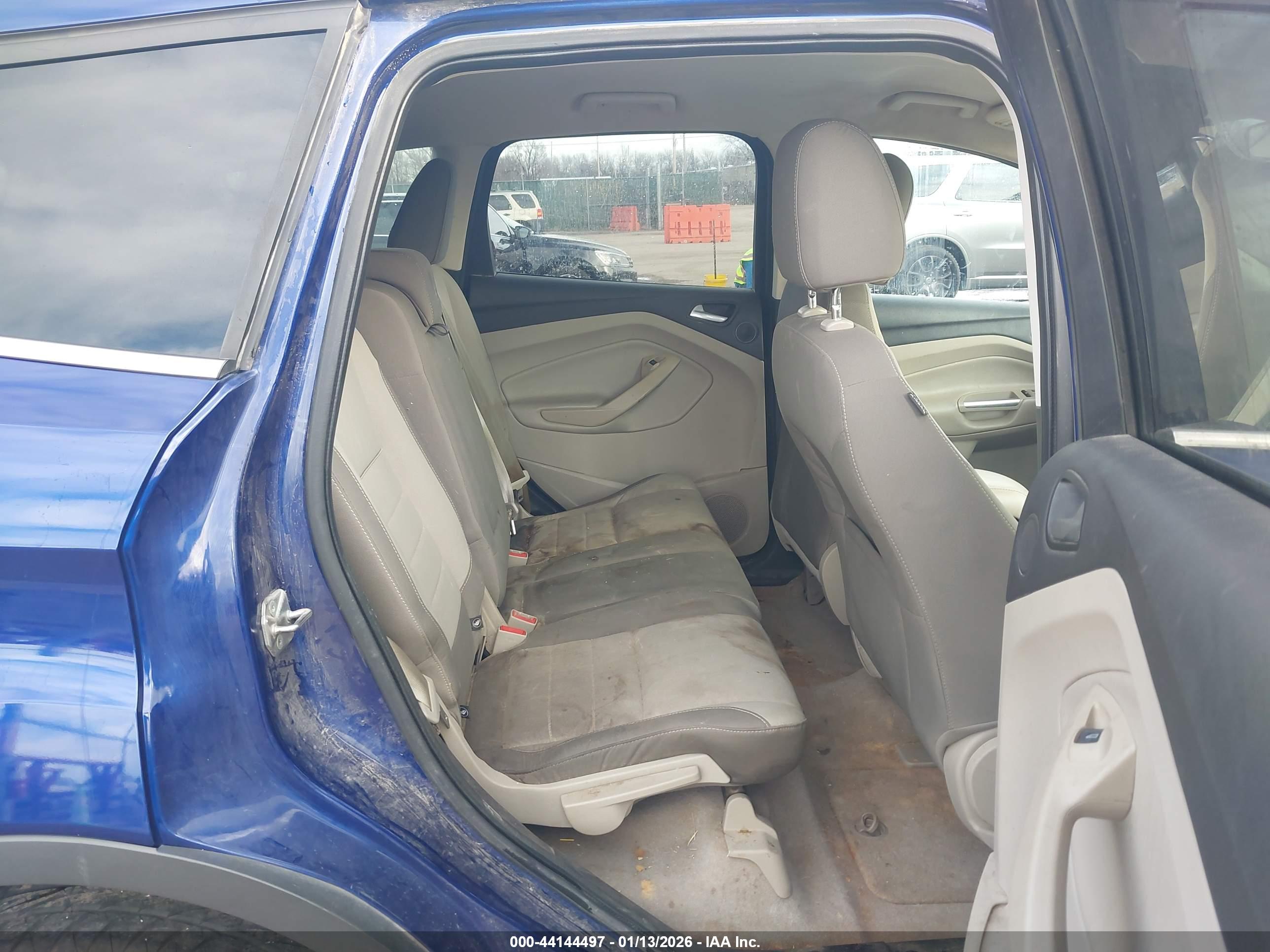 FORD ESCAPE image 8