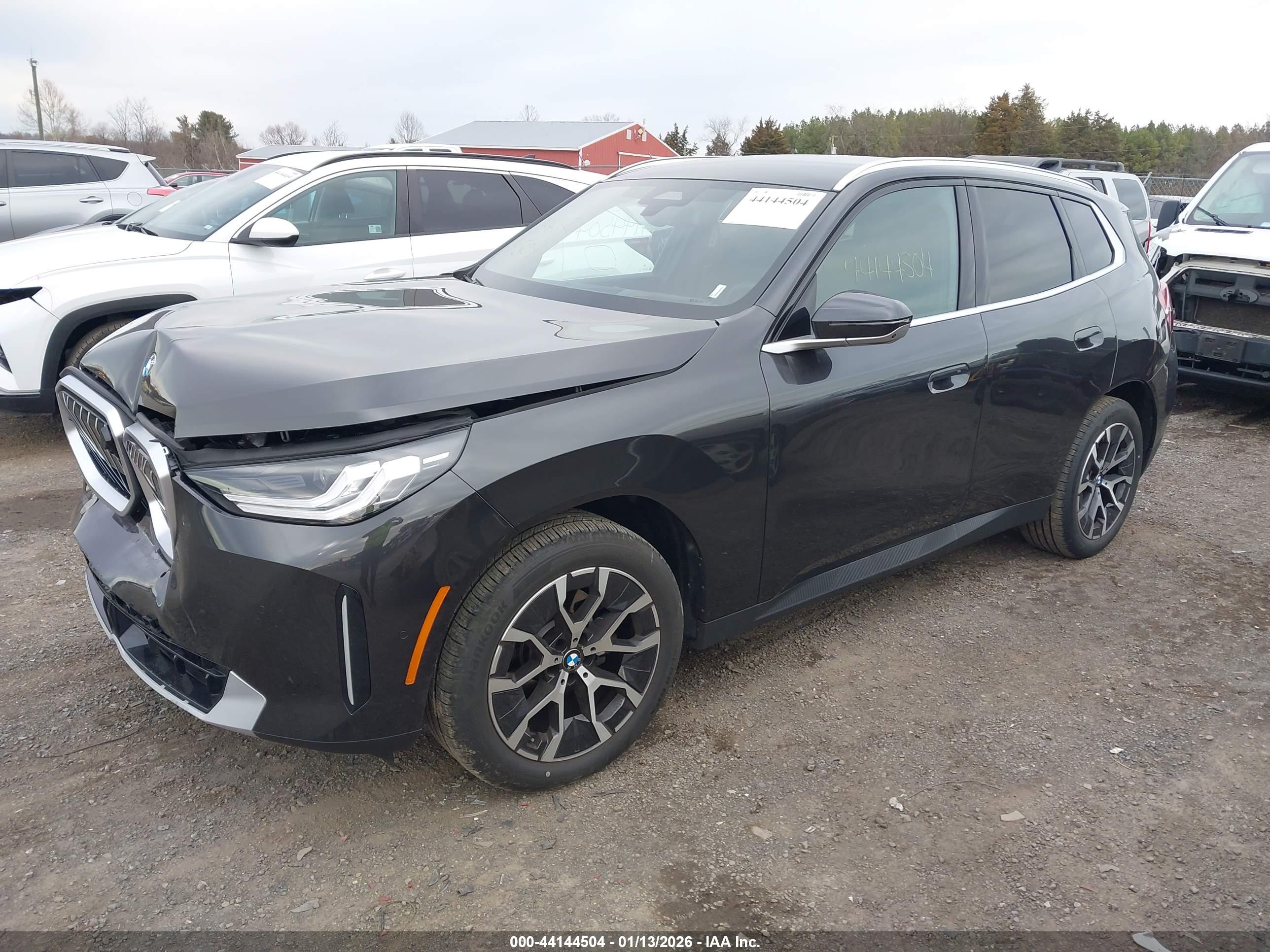 BMW X3 image 2
