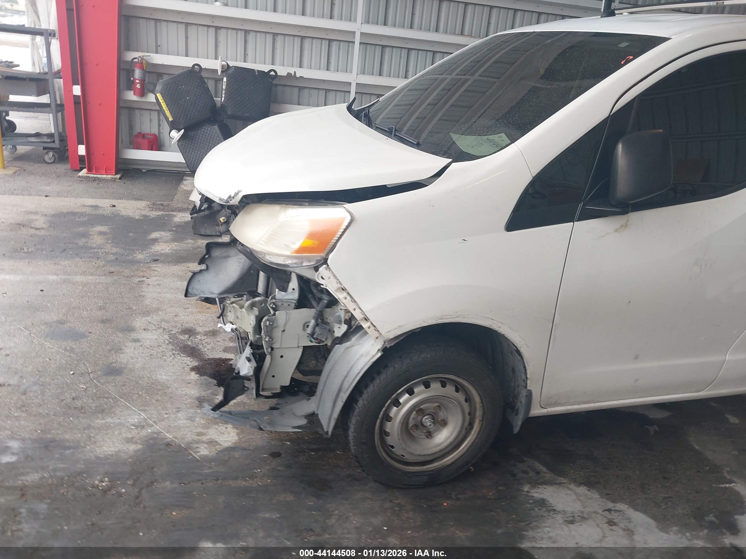 NISSAN NV200 image 6
