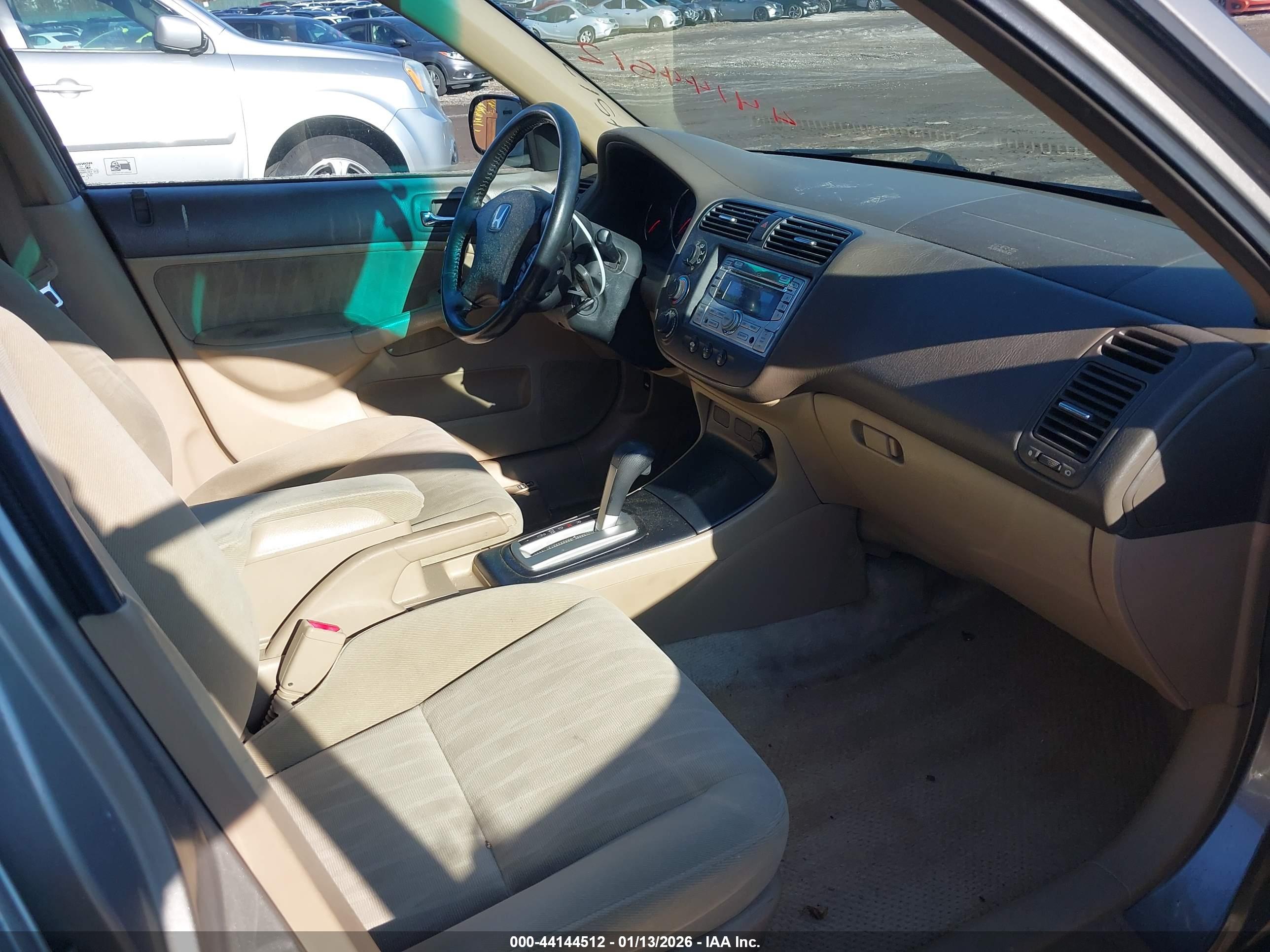 HONDA CIVIC image 5