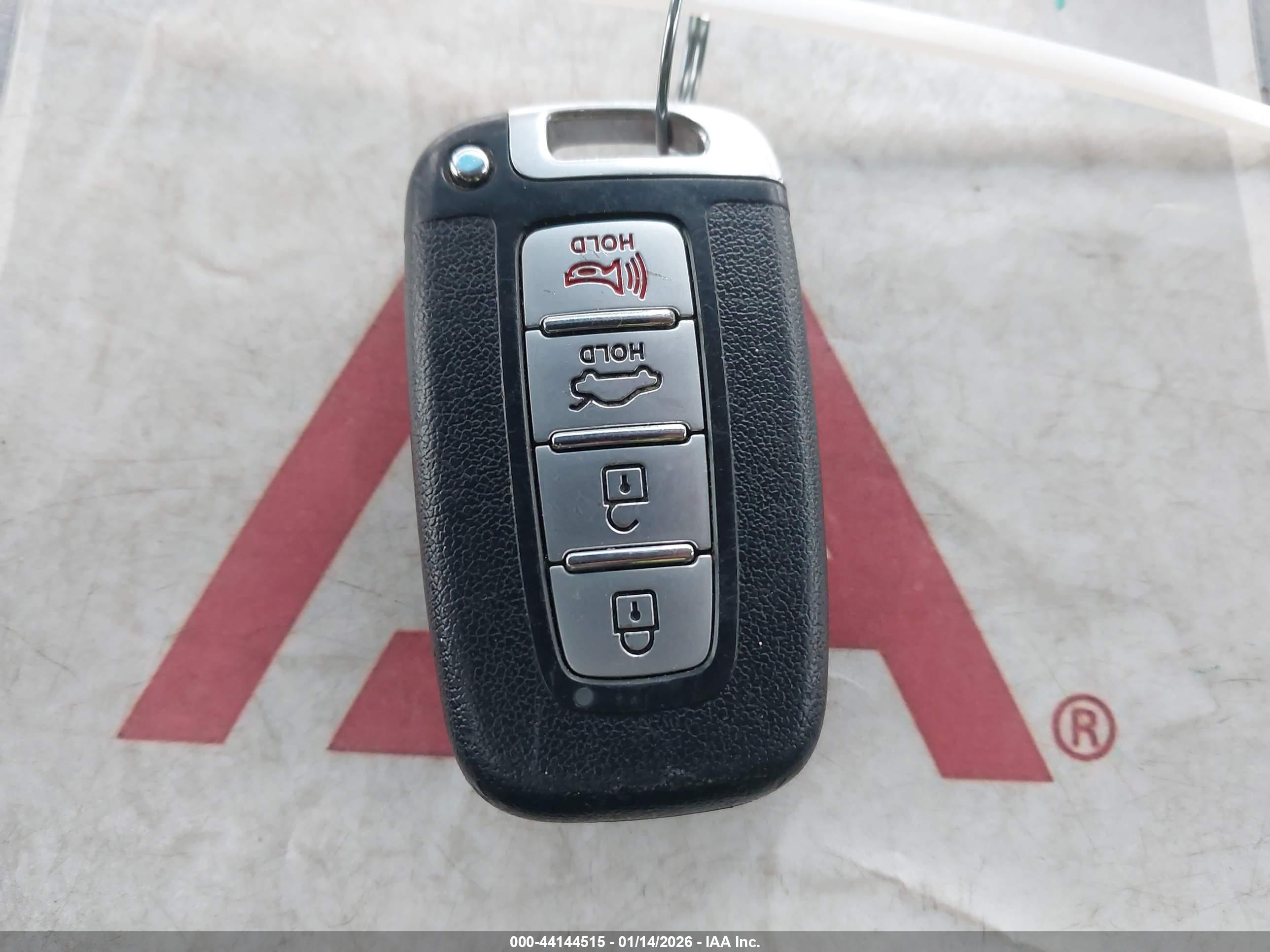 HYUNDAI AZERA image 11