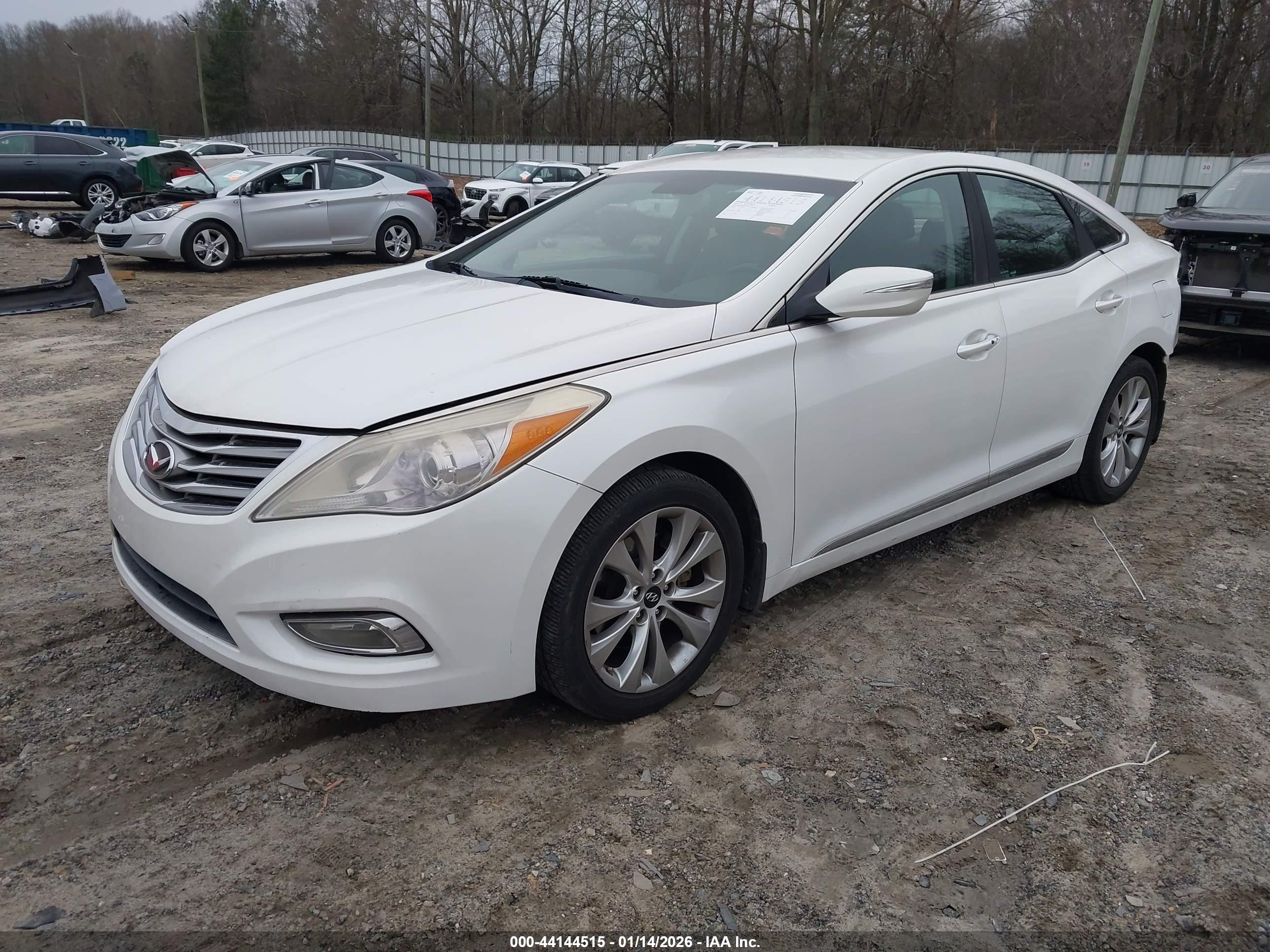 HYUNDAI AZERA image 2