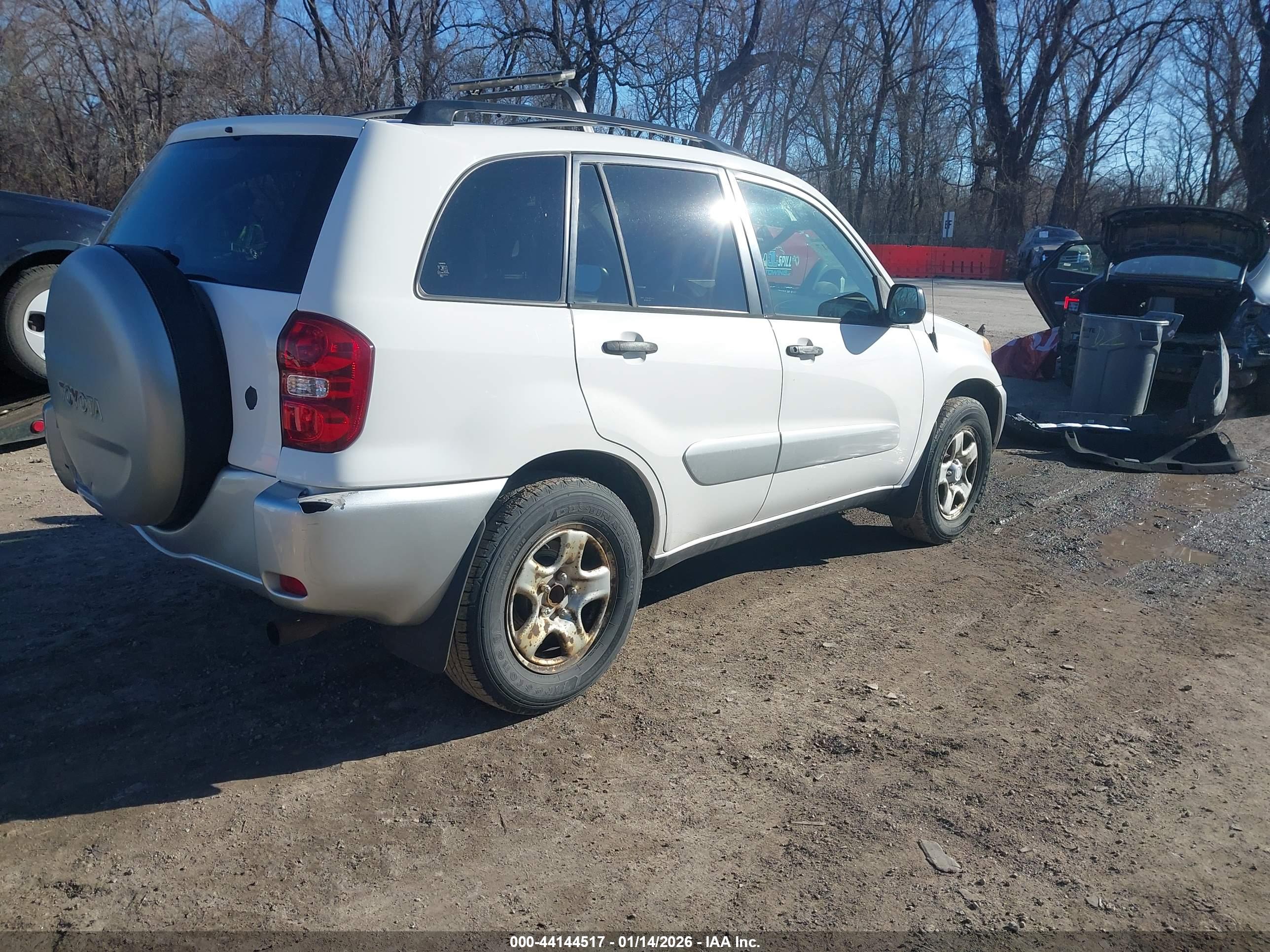TOYOTA RAV4 image 4