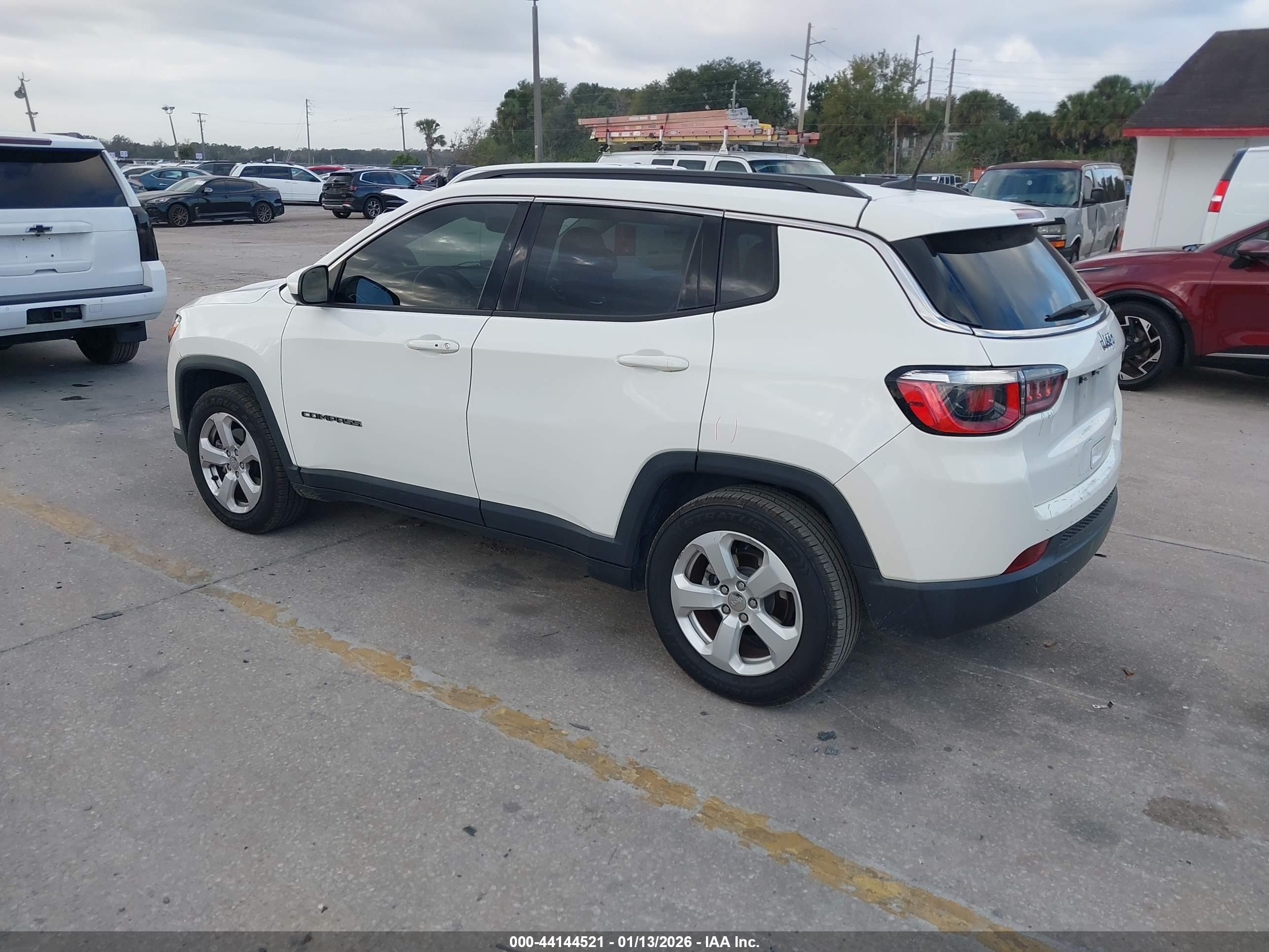 JEEP COMPASS image 3