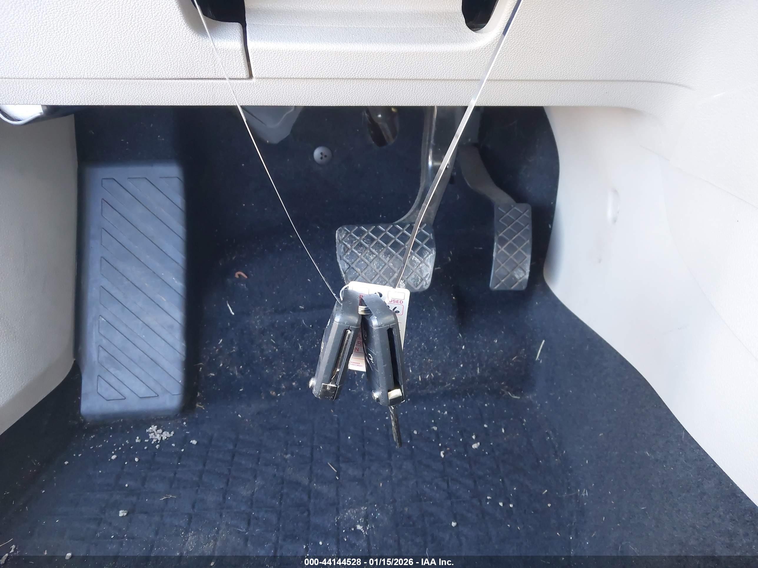VOLKSWAGEN GOLF image 11