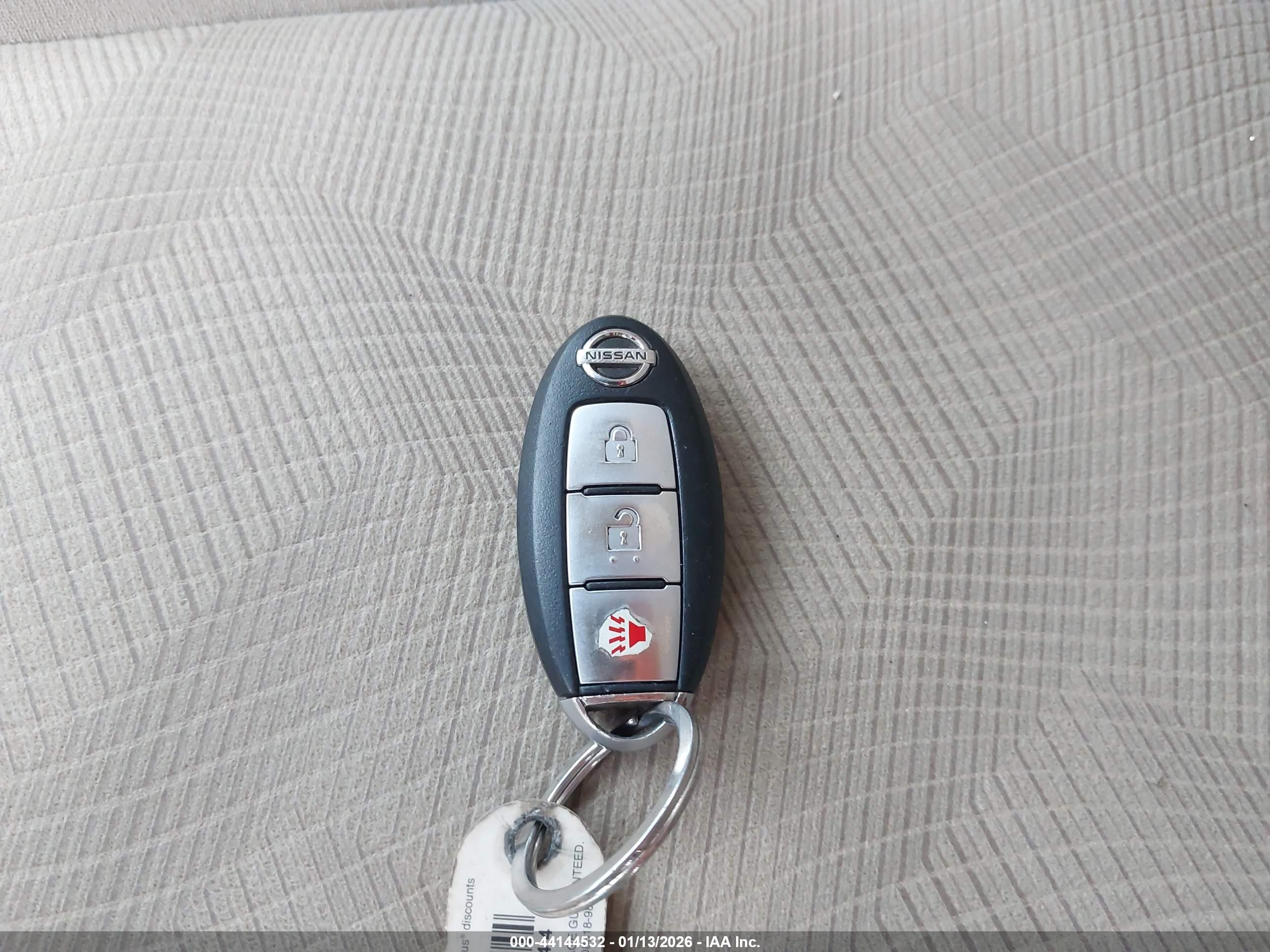 NISSAN ROGUE image 11