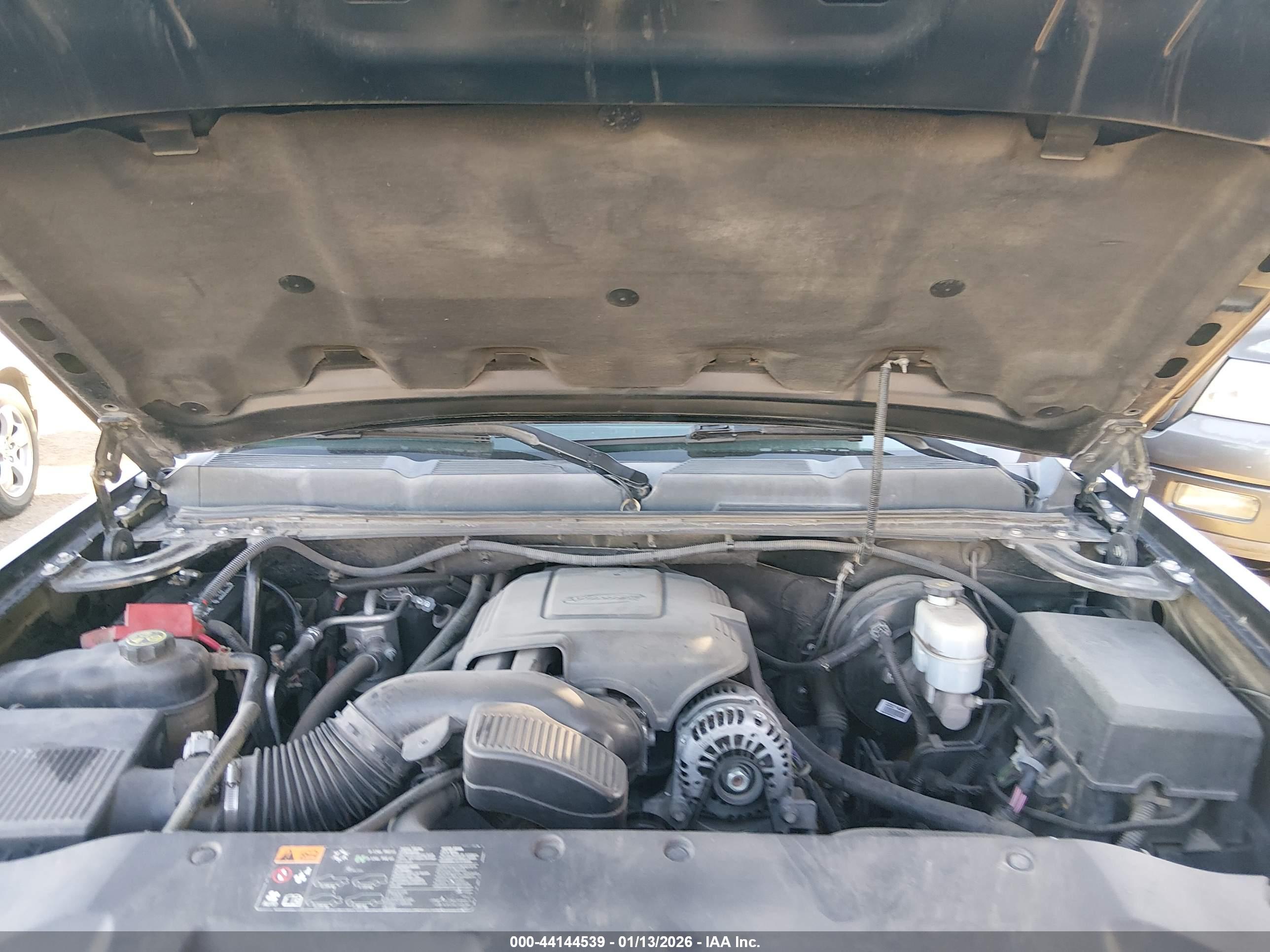 CHEVROLET SILVERADO image 10