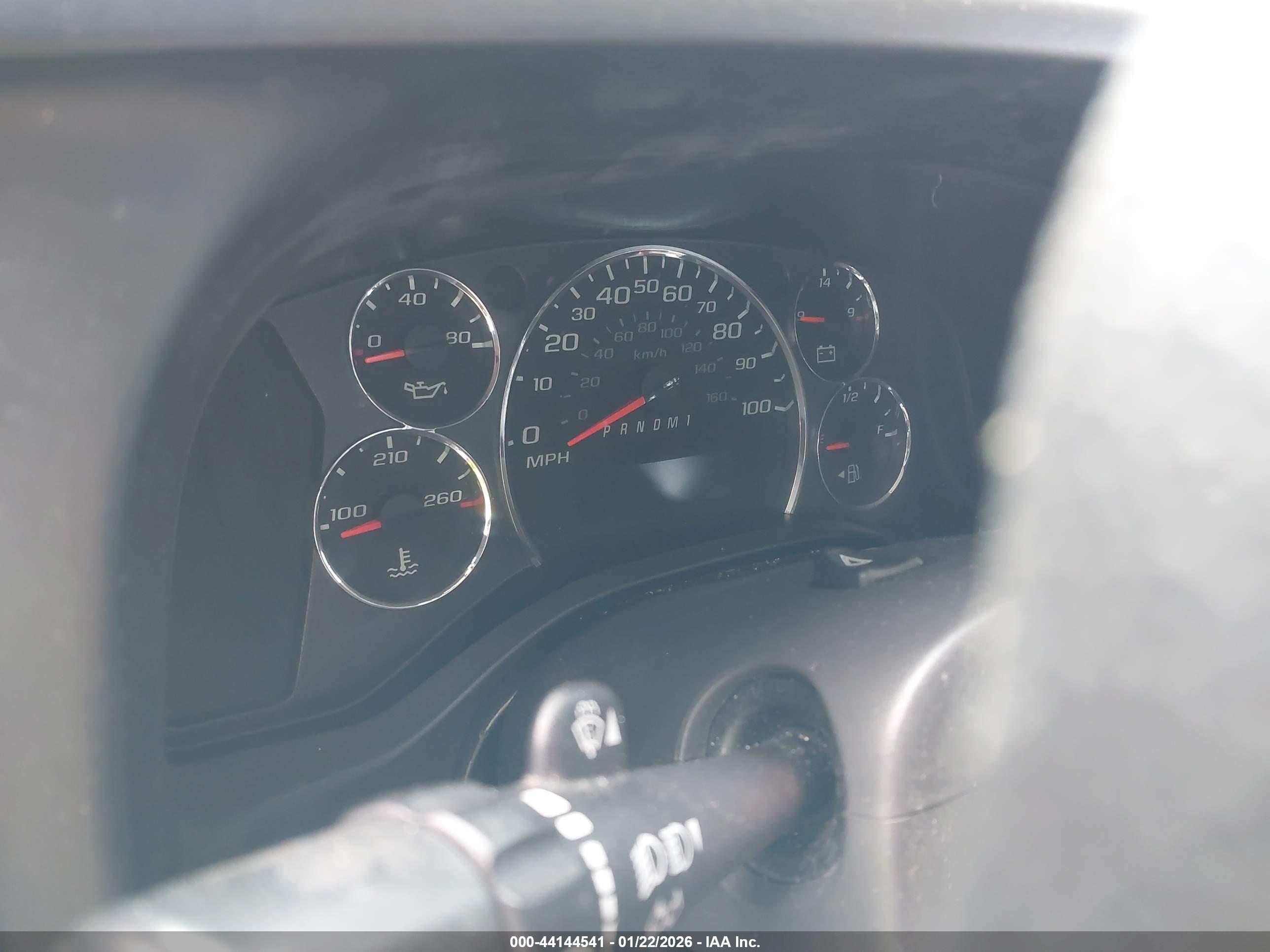 CHEVROLET EXPRESS image 7