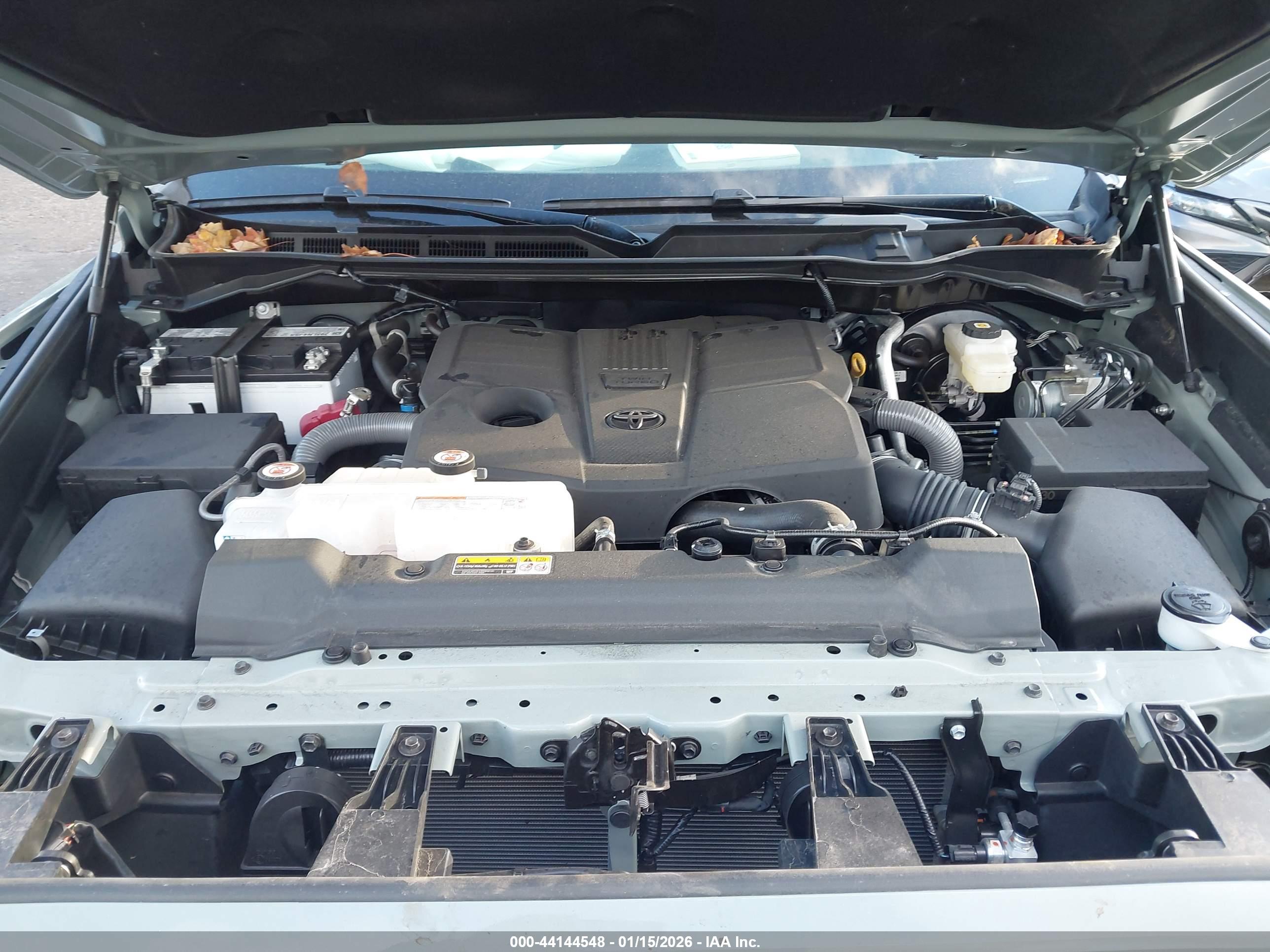 TOYOTA TUNDRA image 10