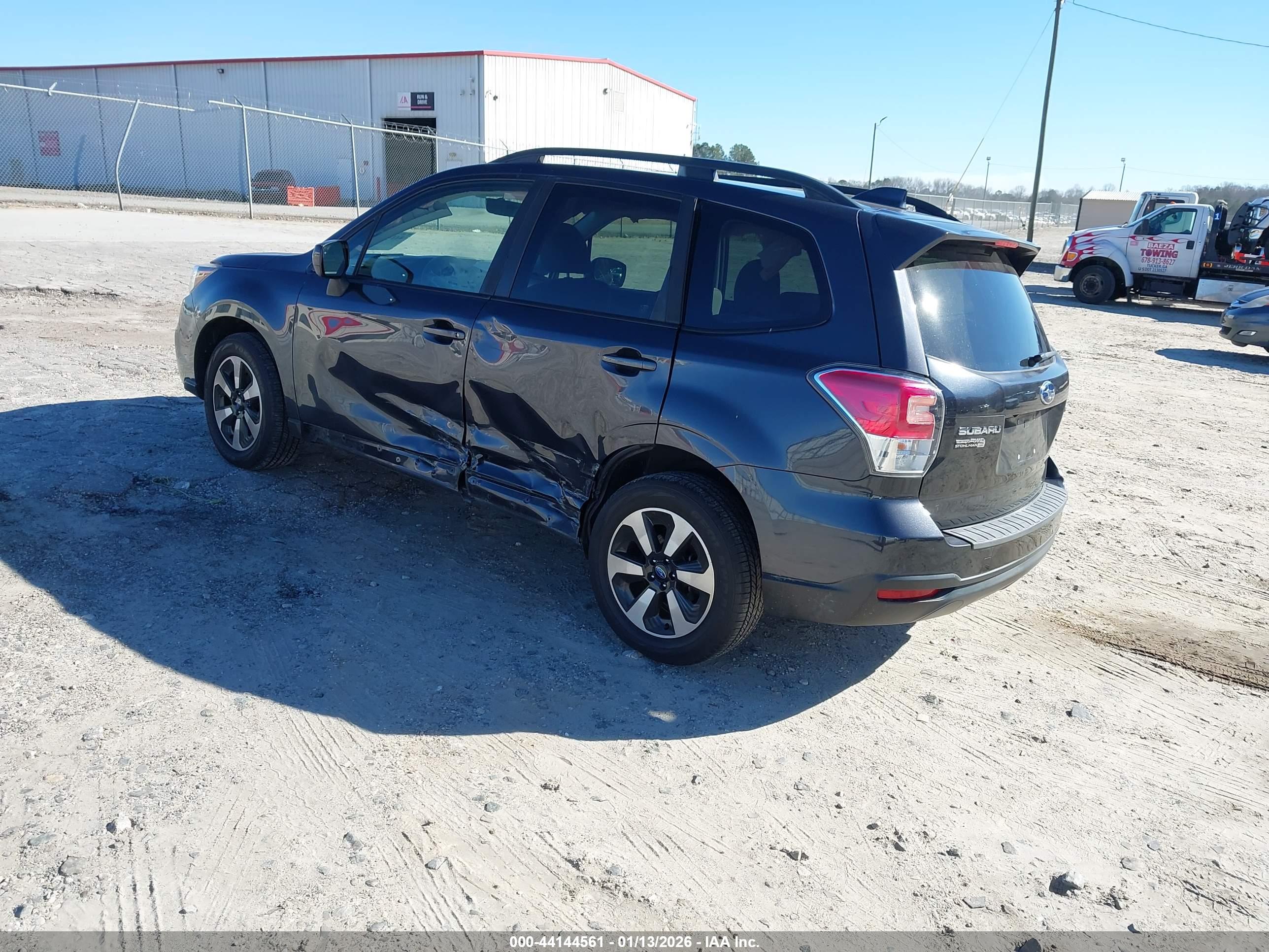 SUBARU FORESTER image 3