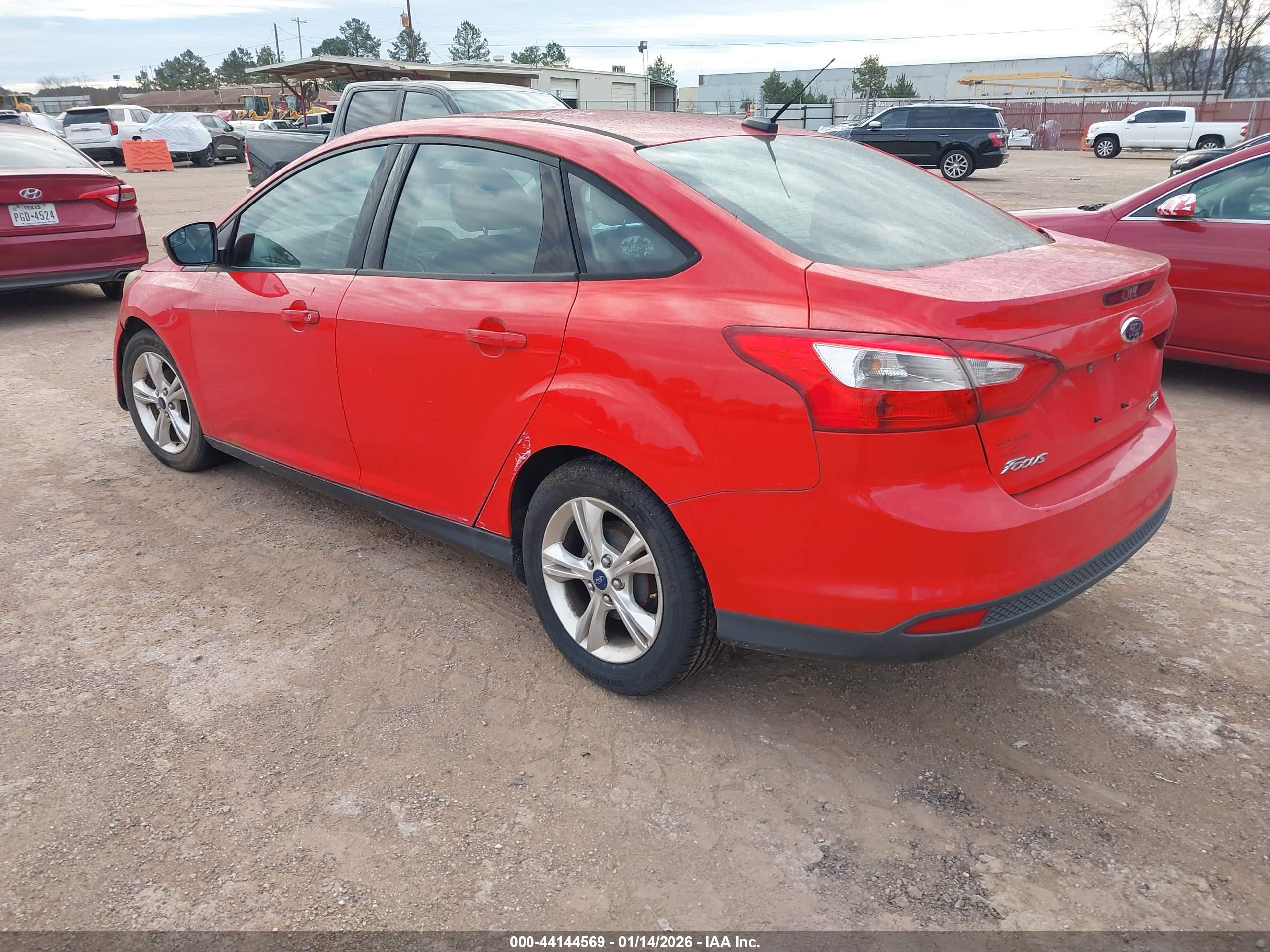 FORD FOCUS image 3