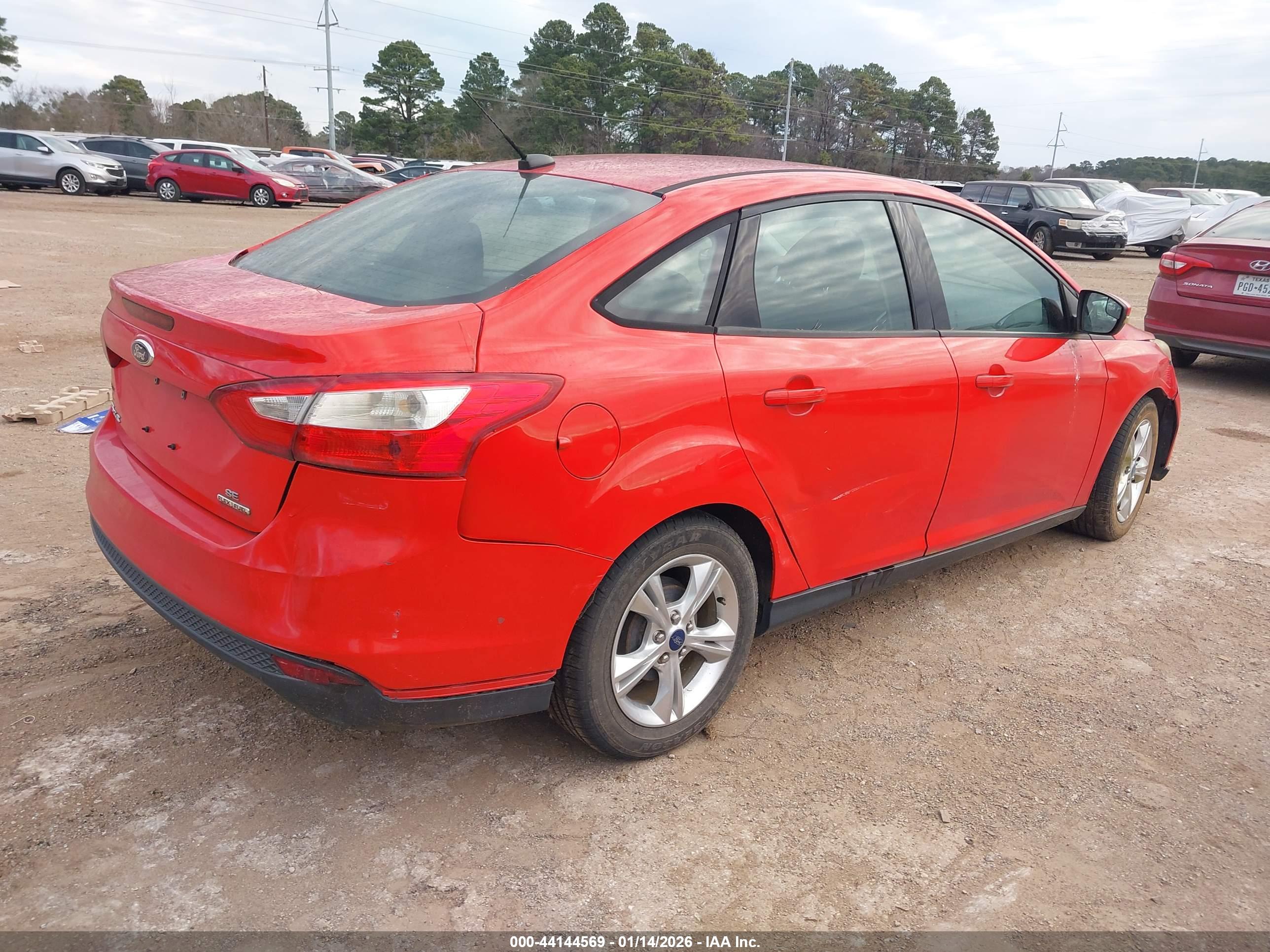 FORD FOCUS image 4