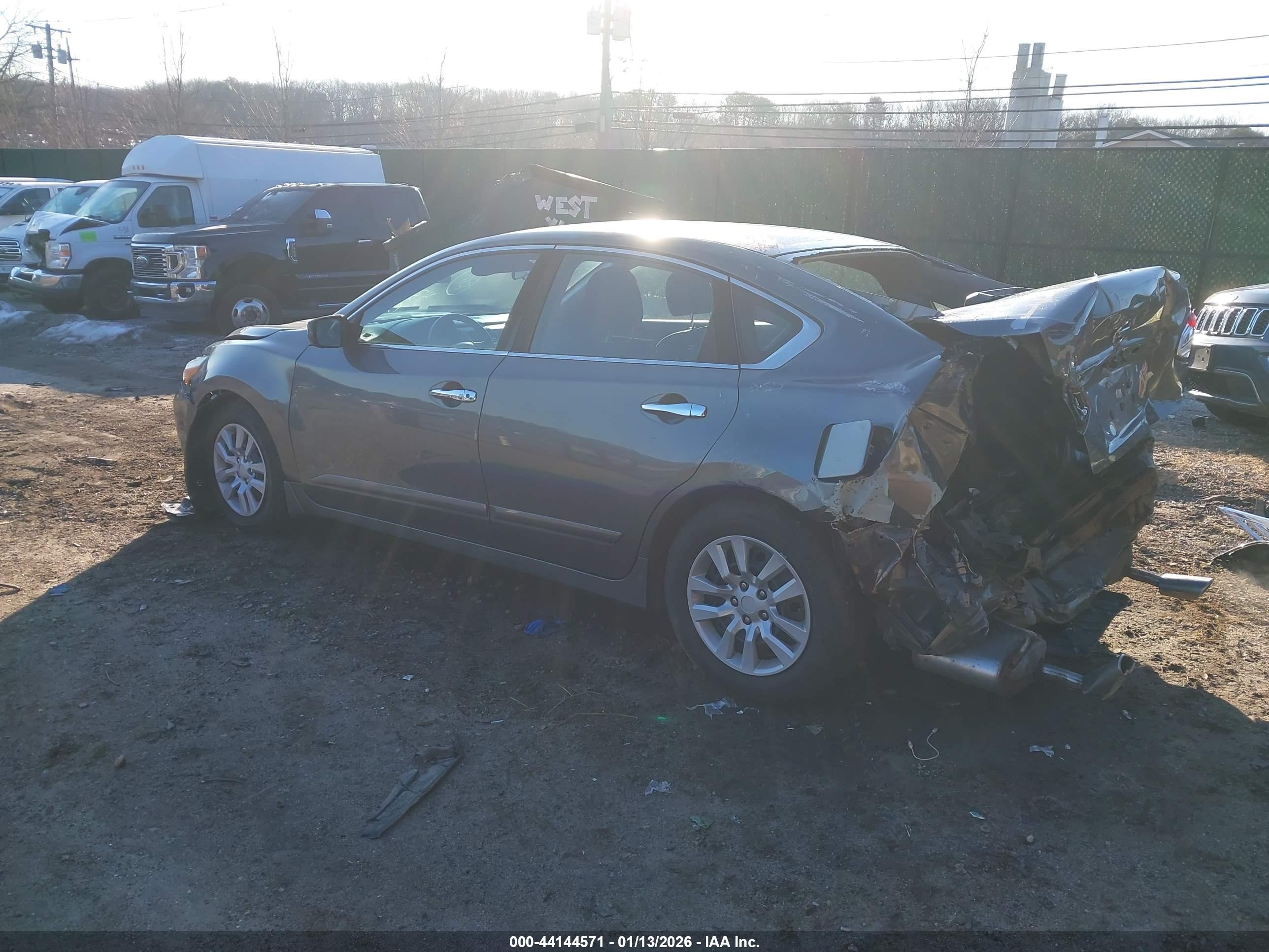 NISSAN ALTIMA image 3