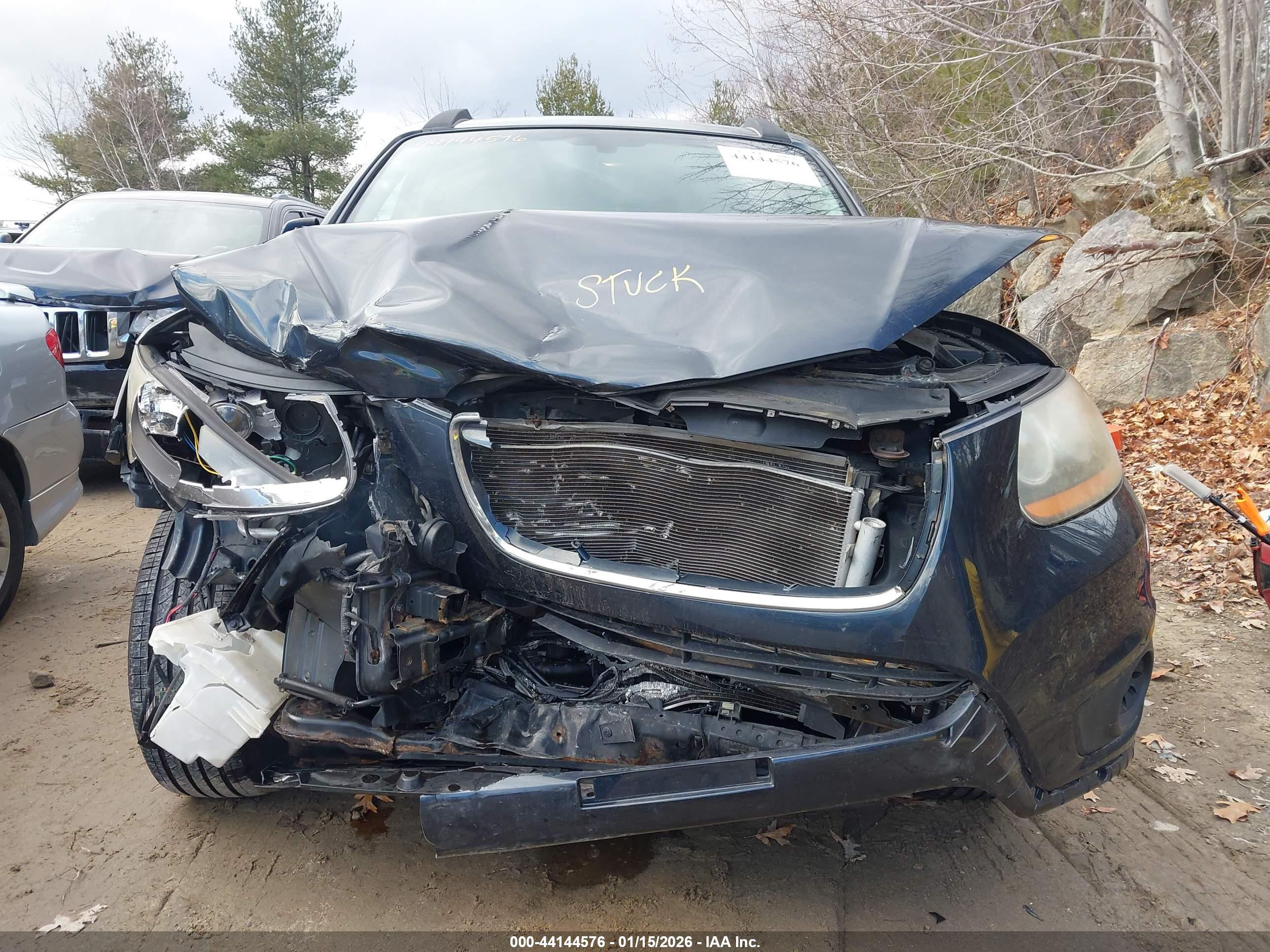 HYUNDAI SANTA image 6