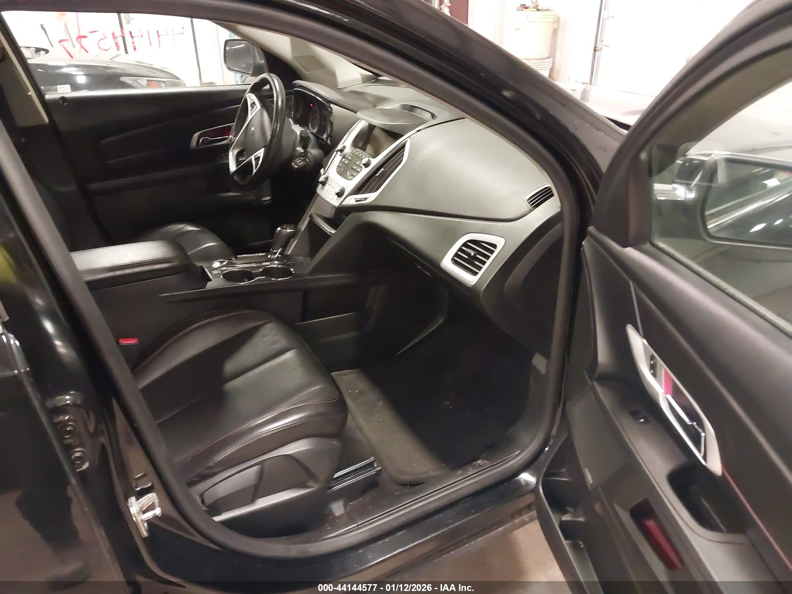 GMC TERRAIN image 5