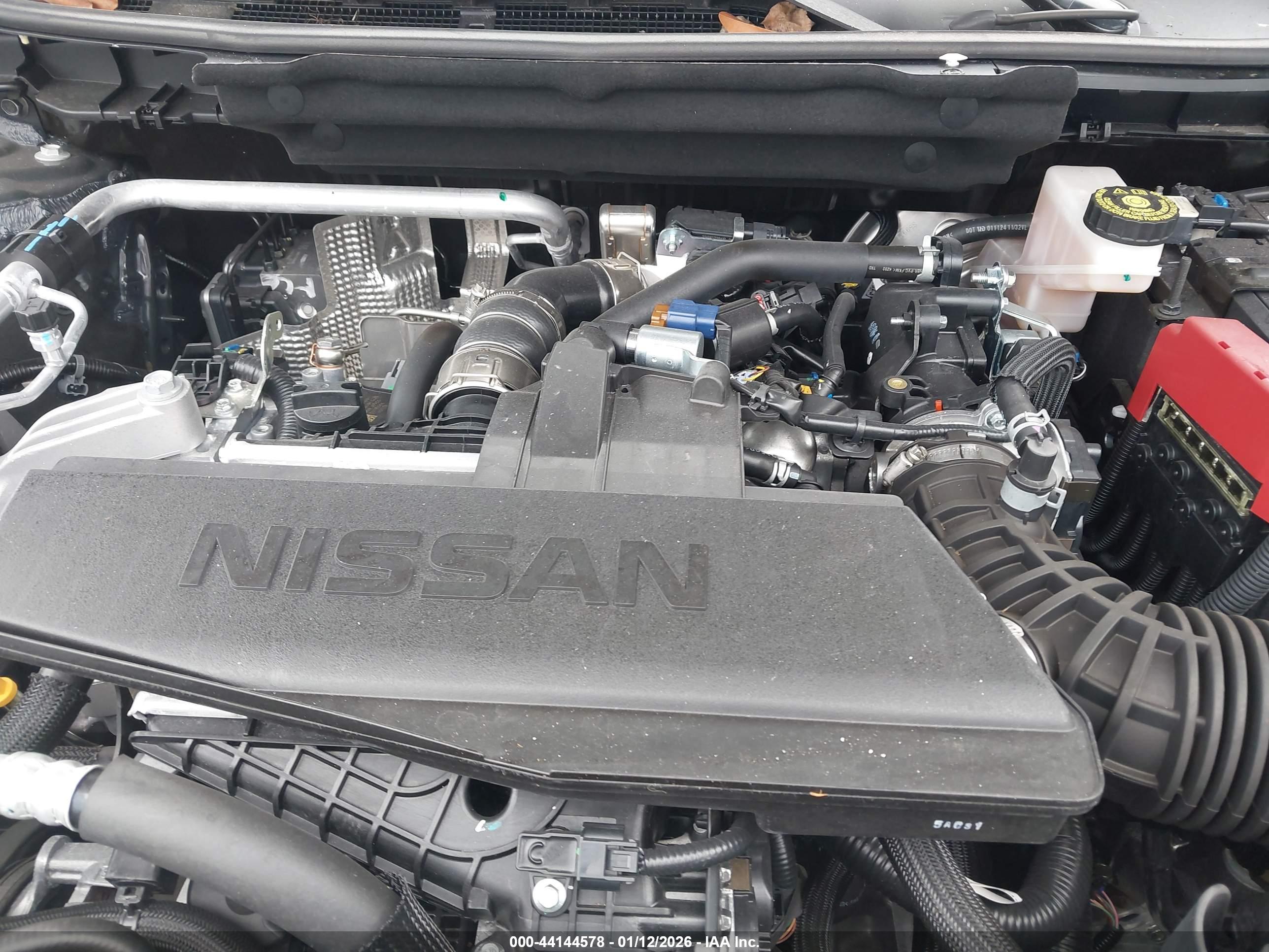 NISSAN ROGUE image 10