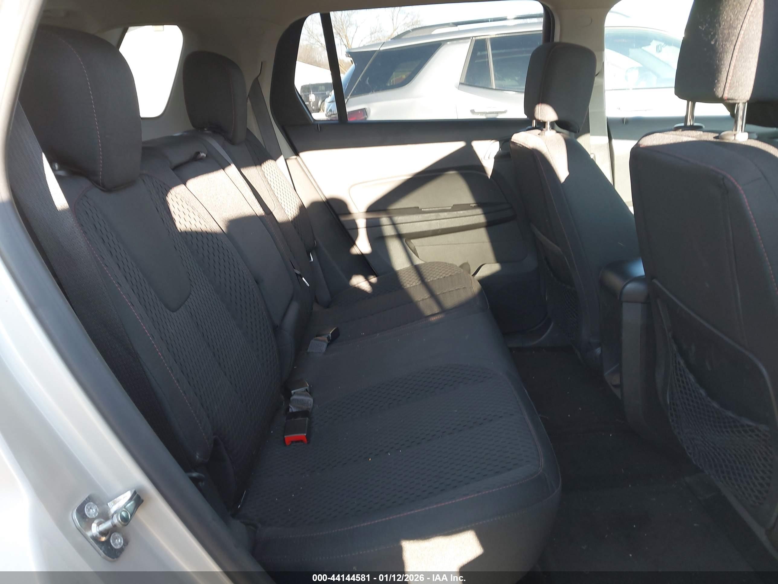 GMC TERRAIN image 8