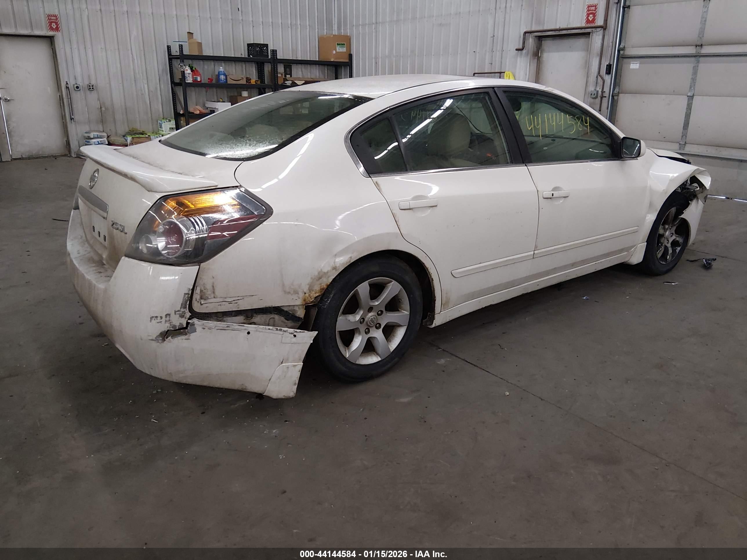 NISSAN ALTIMA image 4