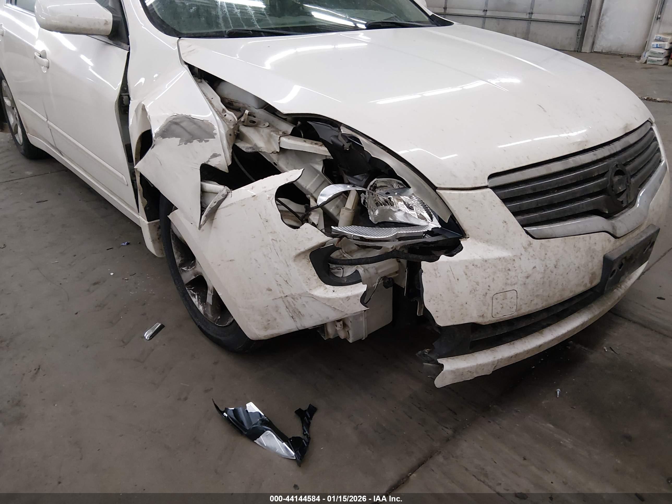 NISSAN ALTIMA image 6