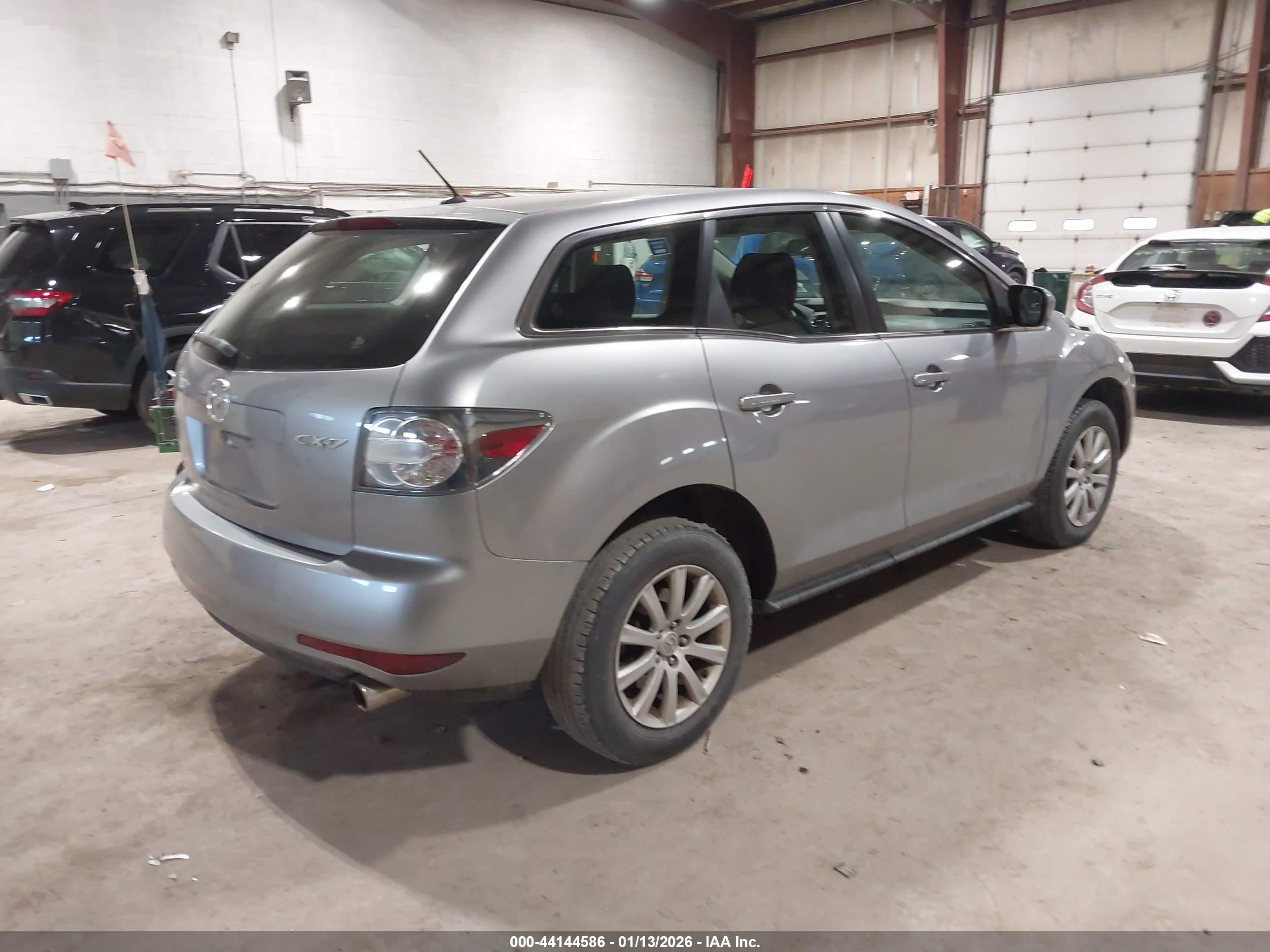 MAZDA CX-7 image 4