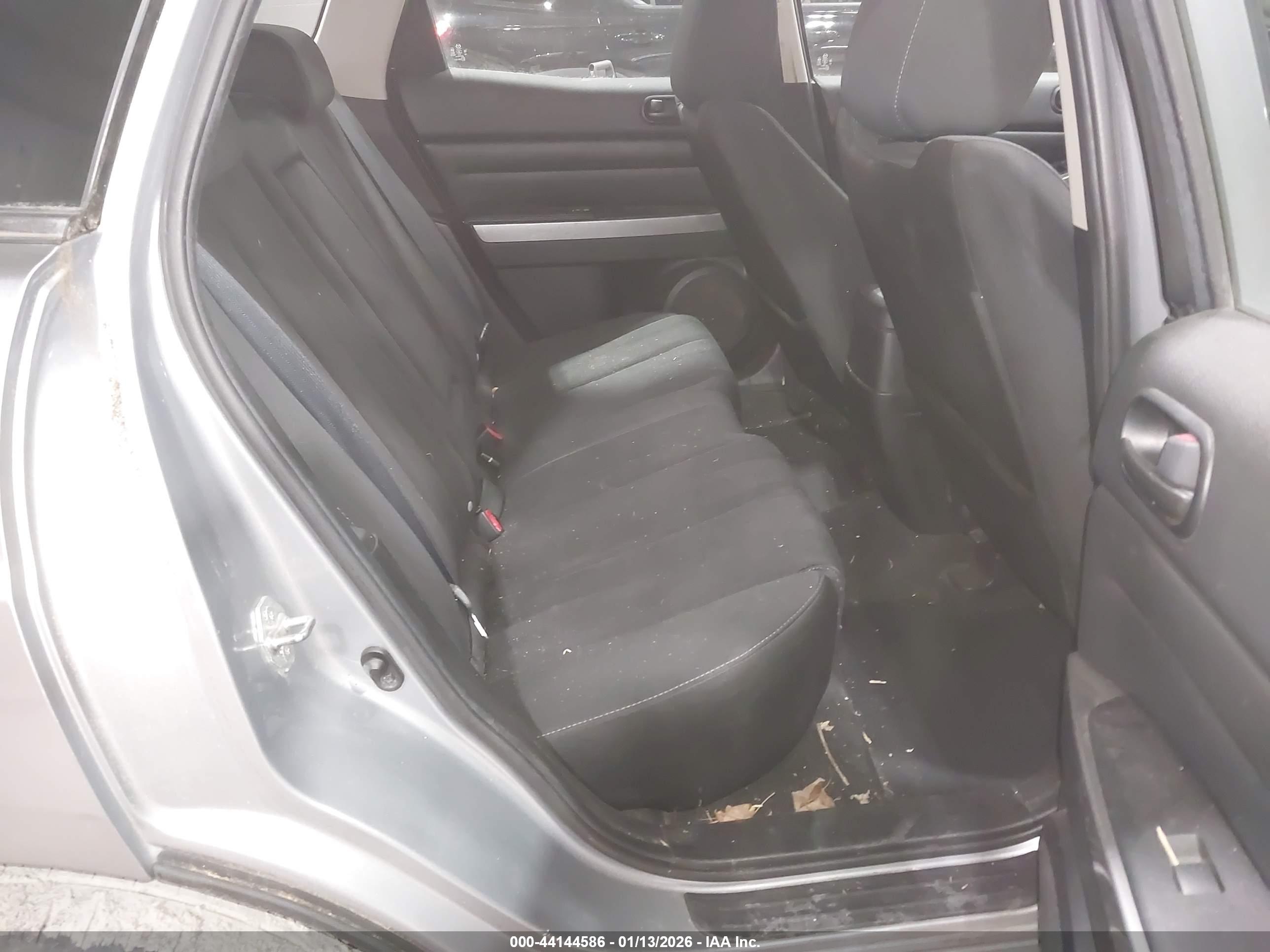 MAZDA CX-7 image 8