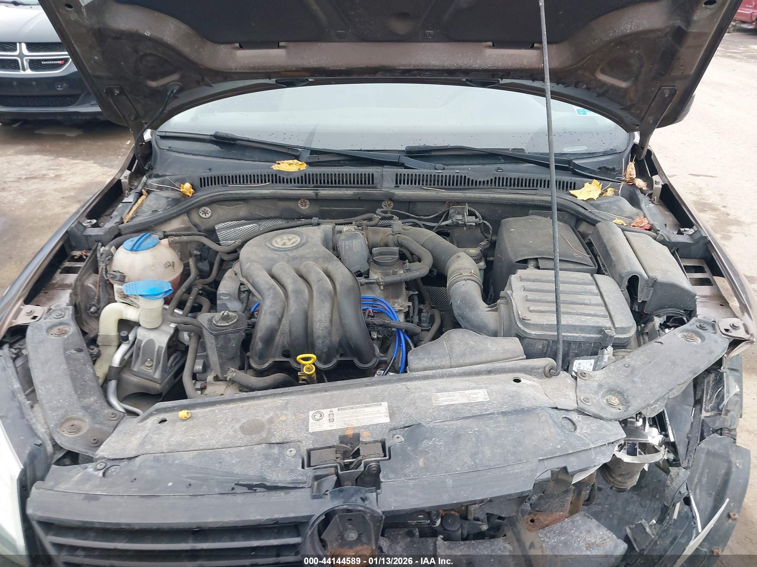 VOLKSWAGEN JETTA image 10