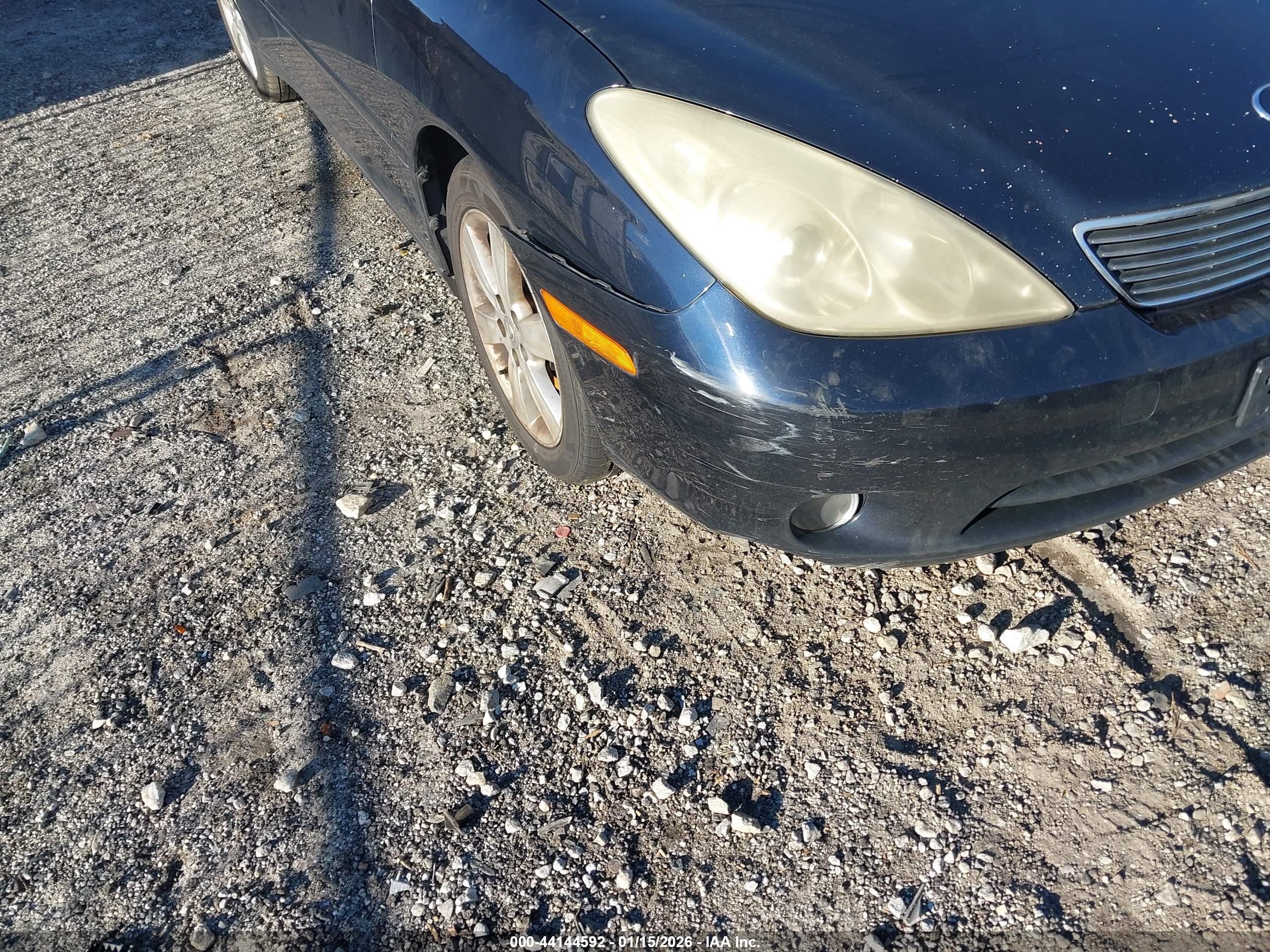 LEXUS ES image 6