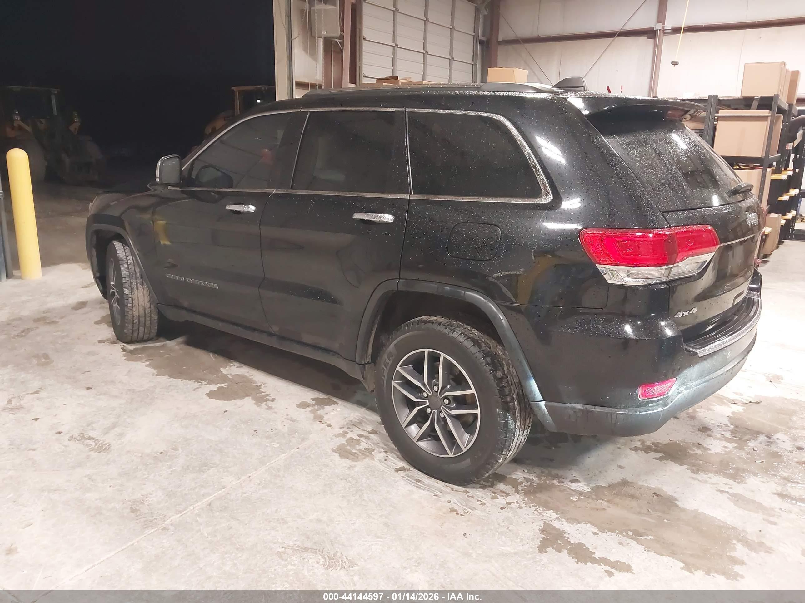 JEEP GRAND image 3