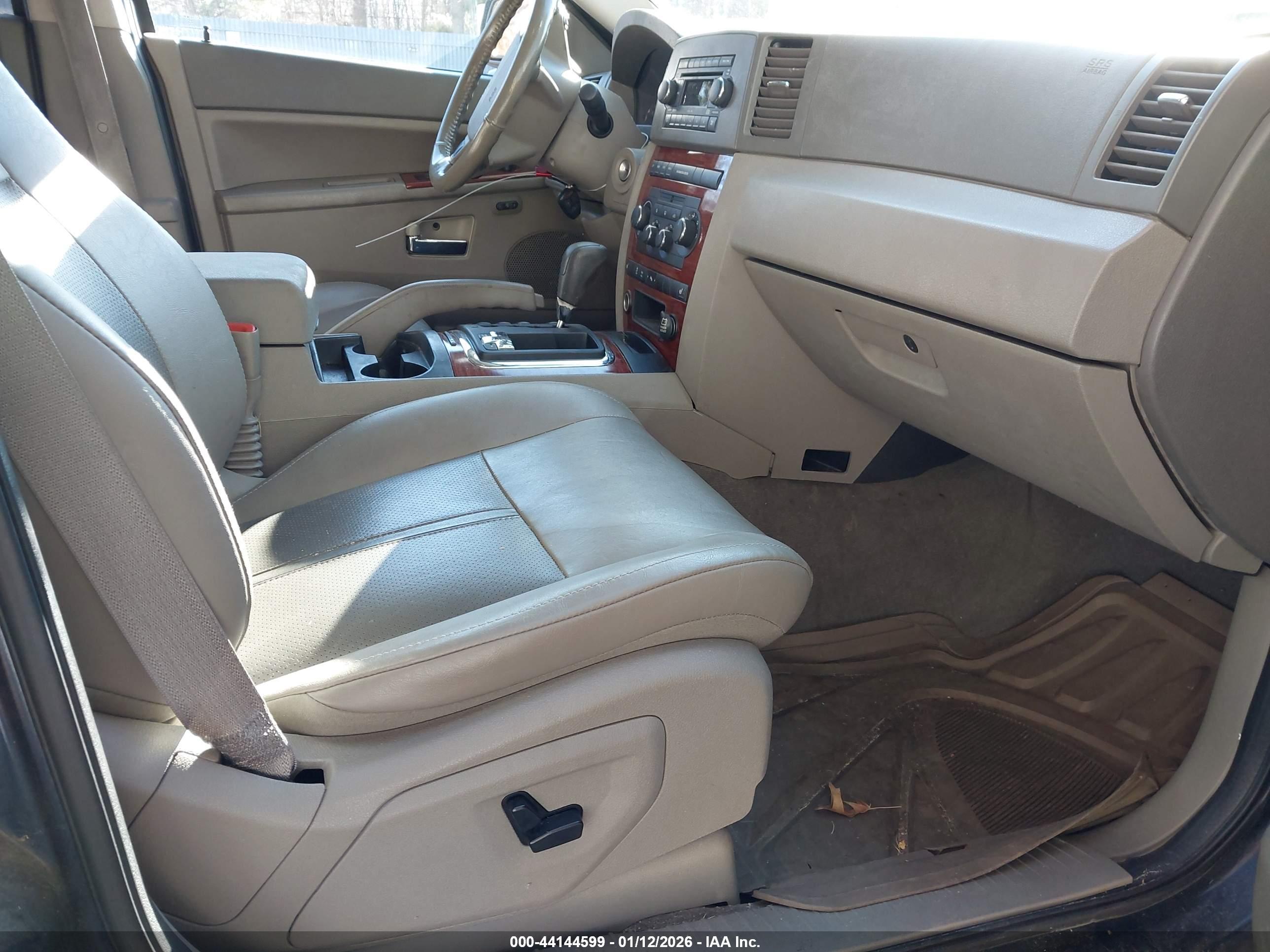 JEEP GRAND image 5