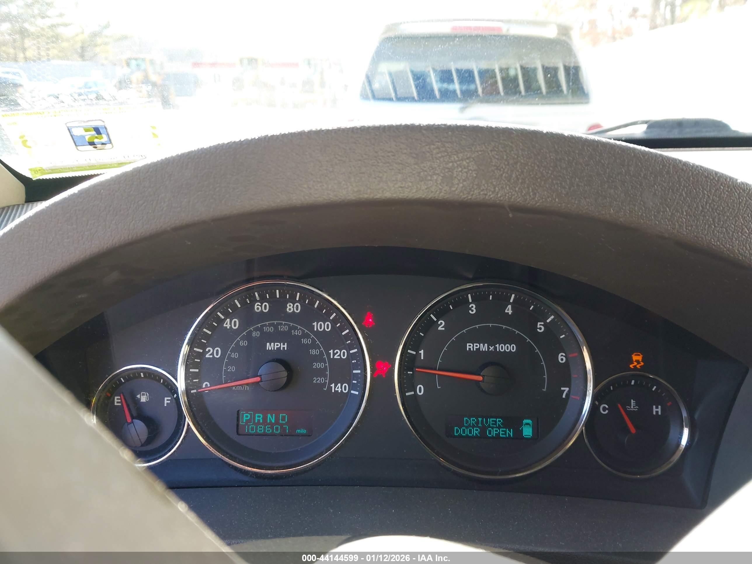 JEEP GRAND image 7